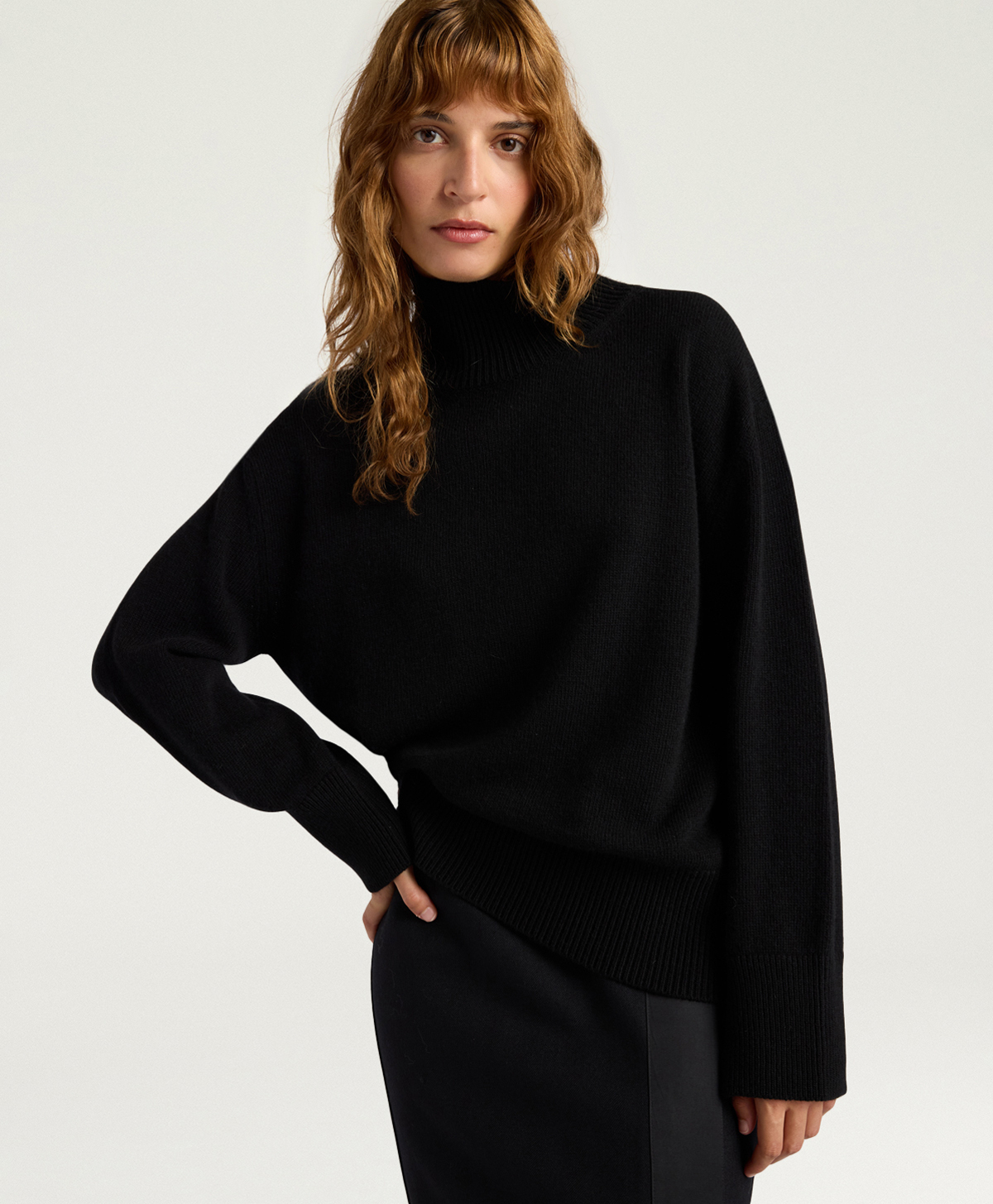 QUINCE SWEATER IN WOOL/CASHMERE - BLACK - Clothing - Momonì