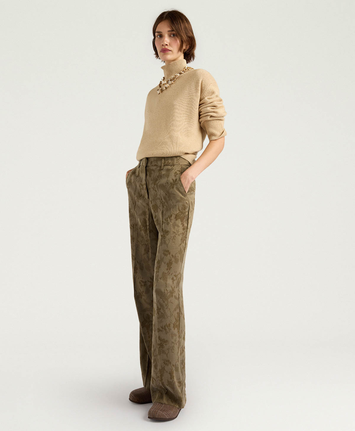 MILTON PANTS IN JACQUARD CUPRO - MILITARY GREEN - Clothing - Momonì