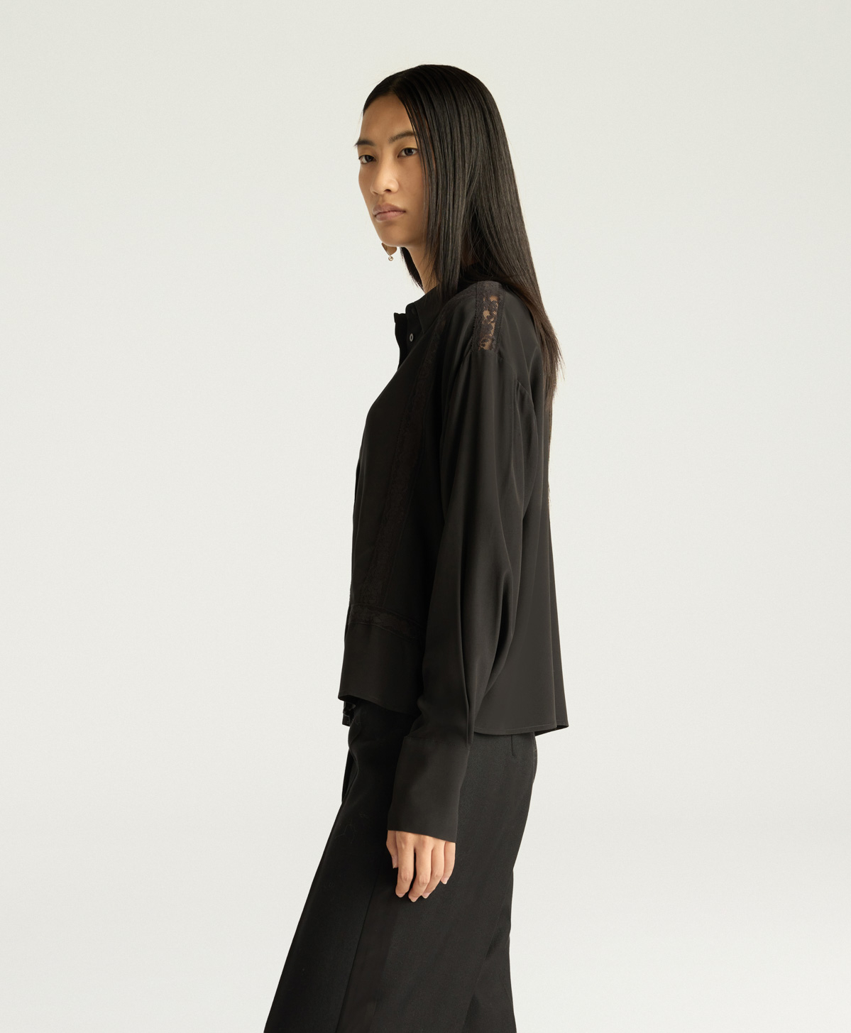 KATE SHIRT IN SOLID COLOUR SILK - BLACK - Momonì