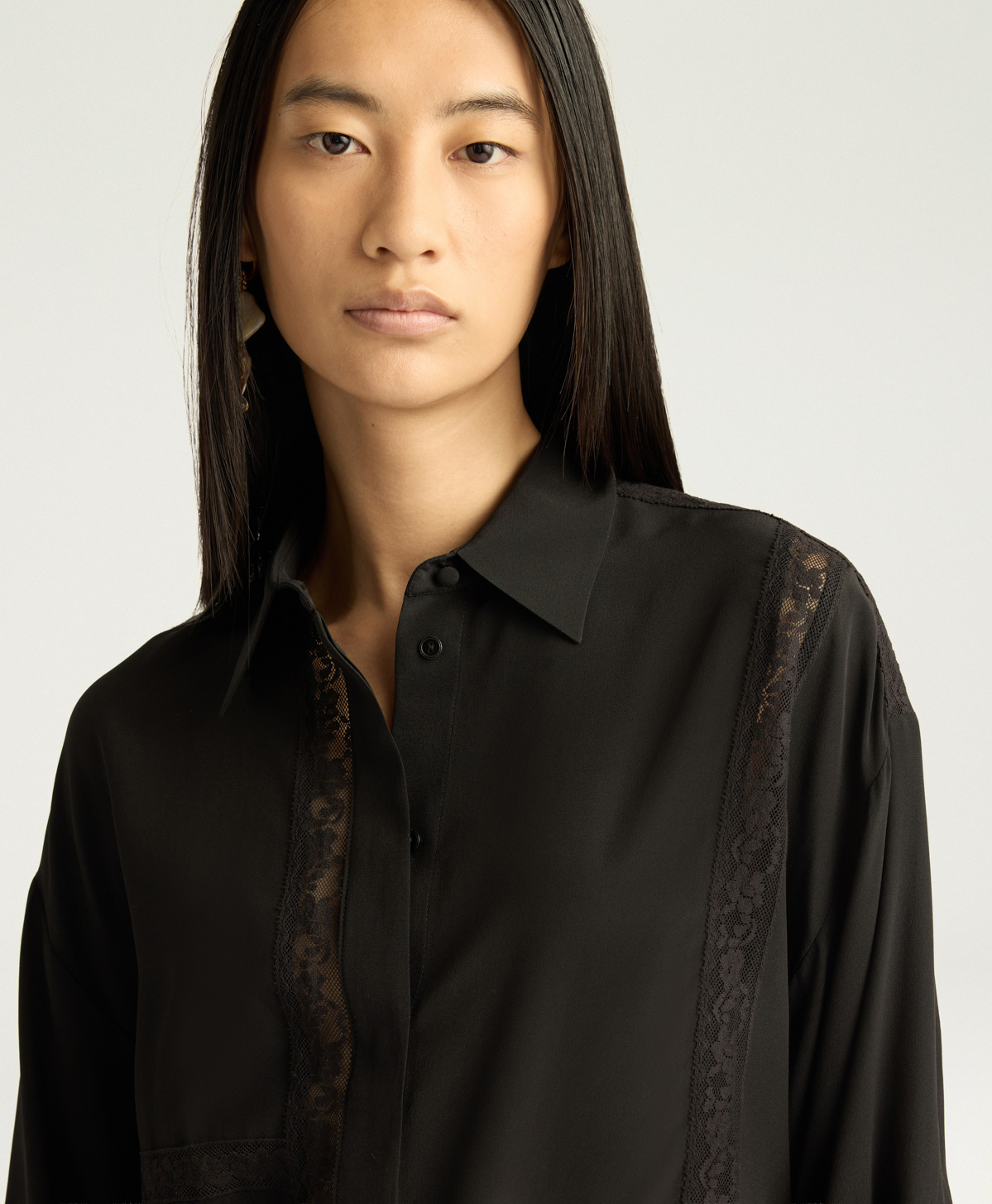 KATE SHIRT IN SOLID COLOUR SILK - BLACK - Momonì