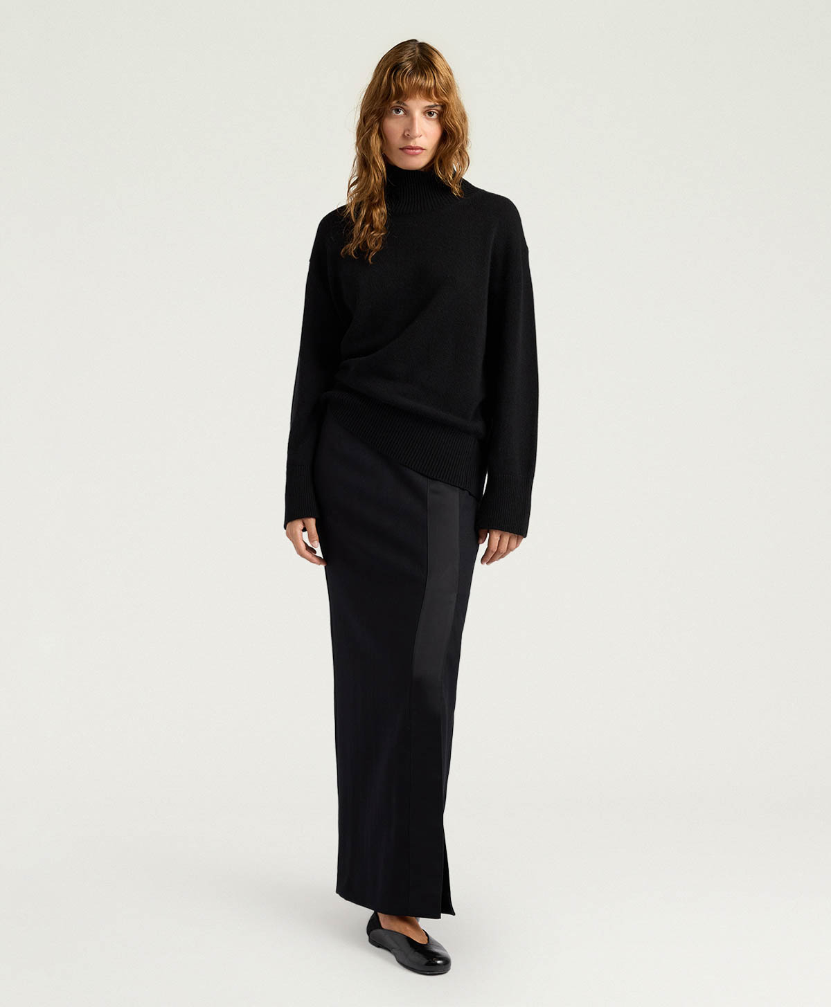 ARIA SKIRT IN SOLID COLOUR CHEVRON WOOL - BLACK - Clothing - Momonì