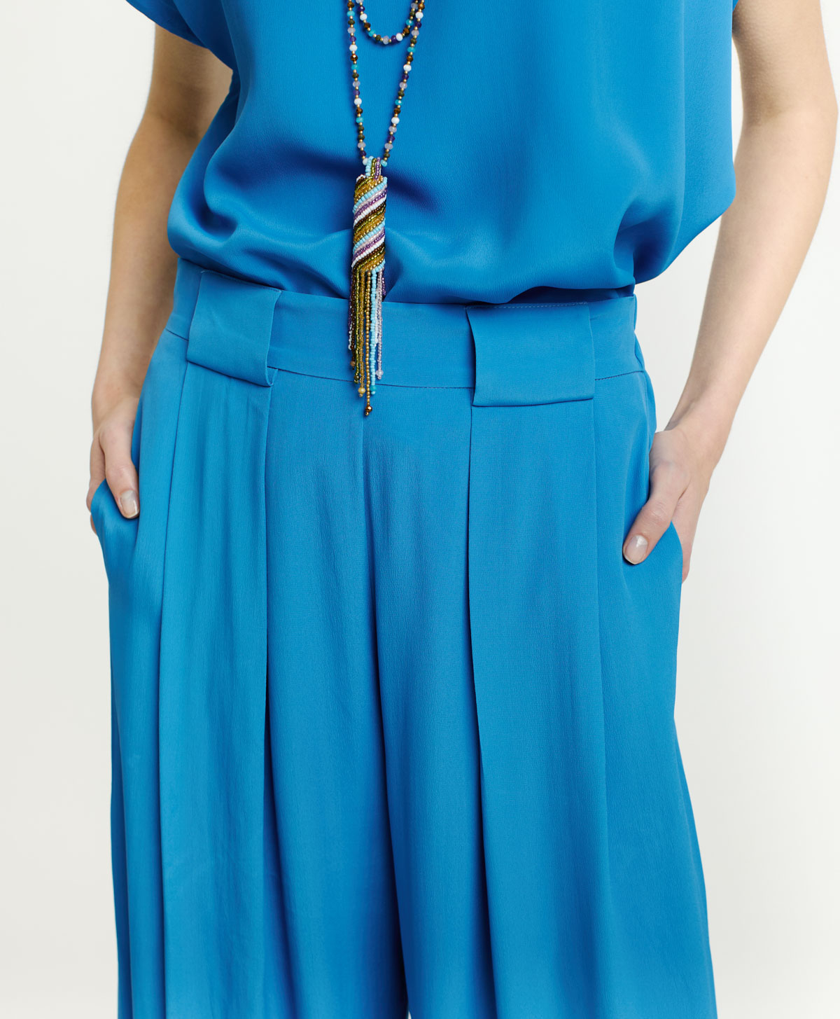 PANTALON ASPEN EN MÉLANGE SOIE ET ACÉTATE UNI - COBALT - Momonì