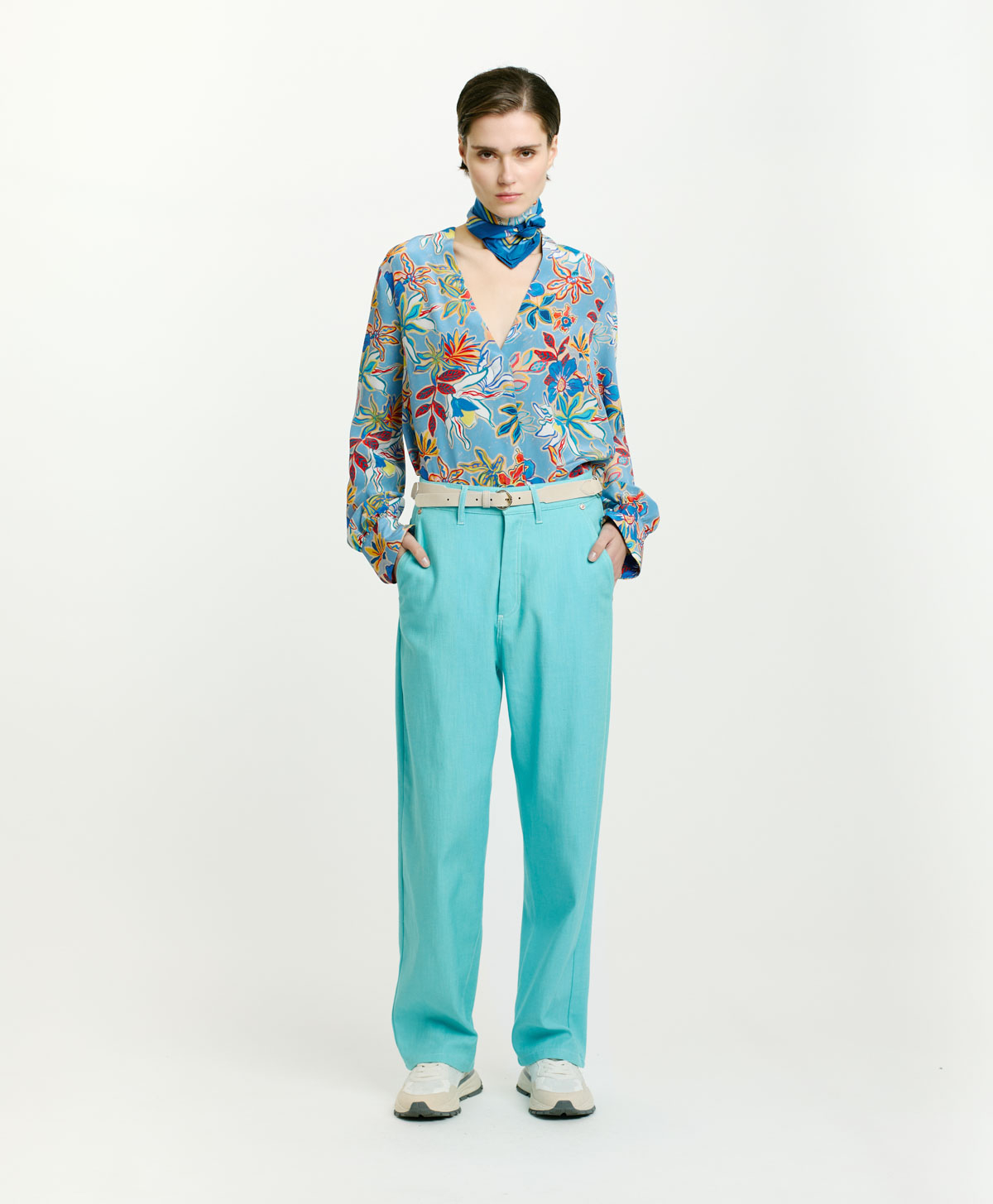 FUCSIA BIS STRETCH COLOURED DENIM PANTS - TURQUOISE - Clothing - Momonì