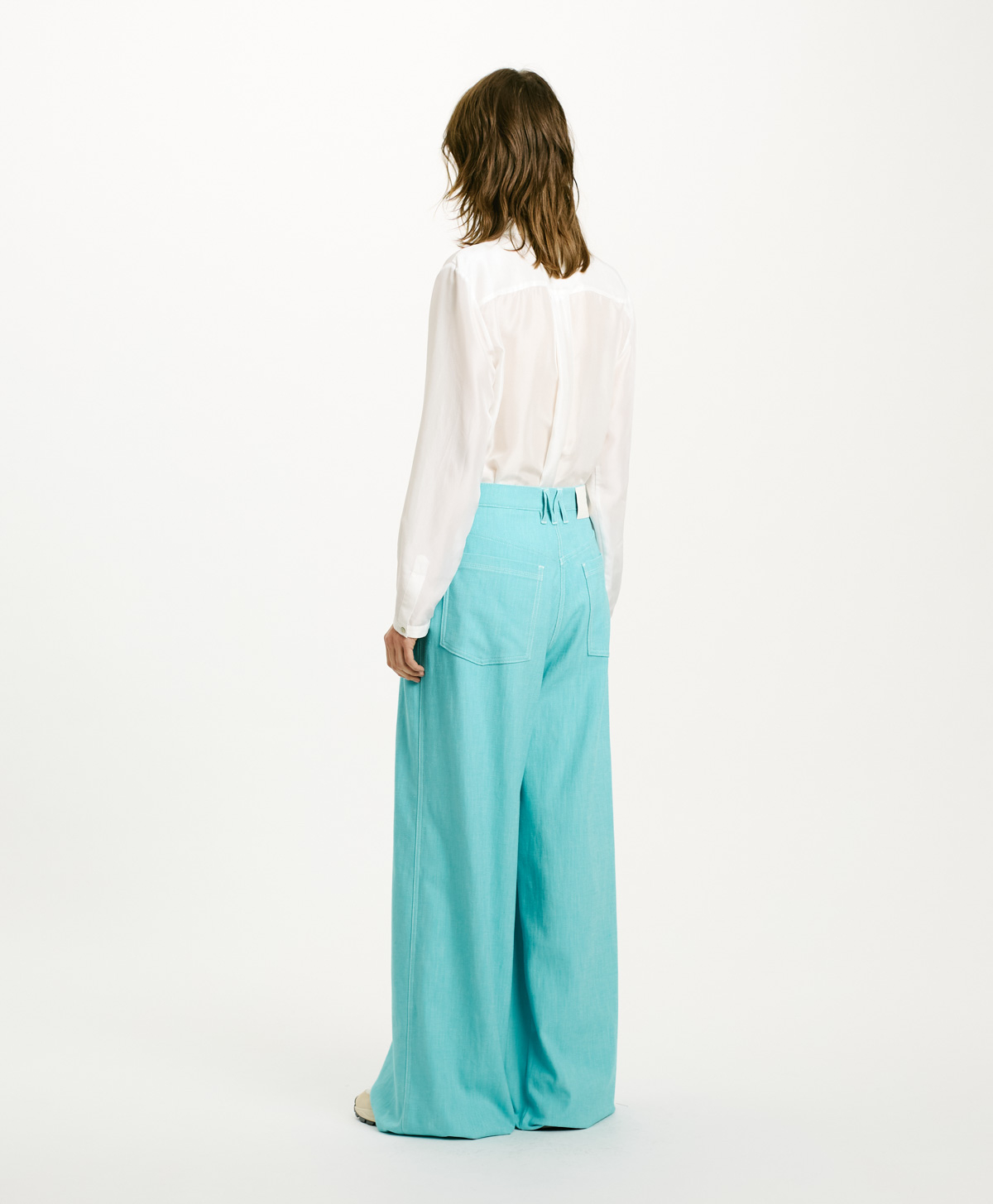 PANTALON ISIDRO EN DENIM COULEUR STRETCH - TURQUOISE - Momonì