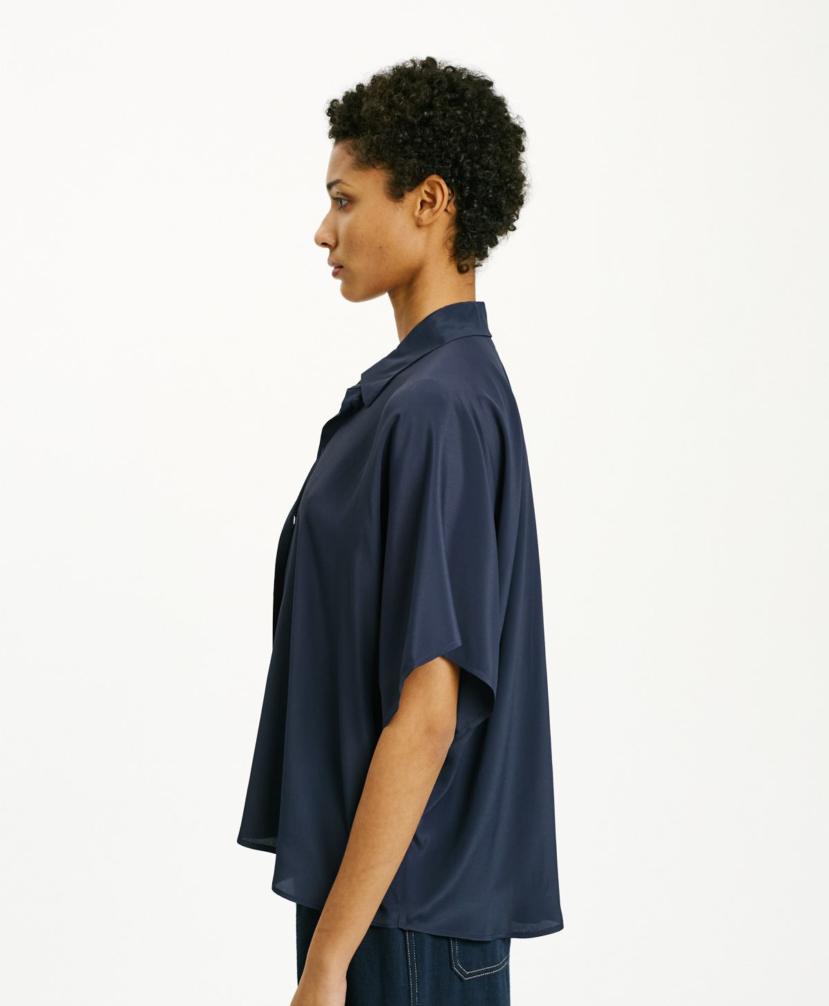 CAMISA BROOKLYN EN ACETATO SEDA LISA - AZUL NOCHE - Momonì