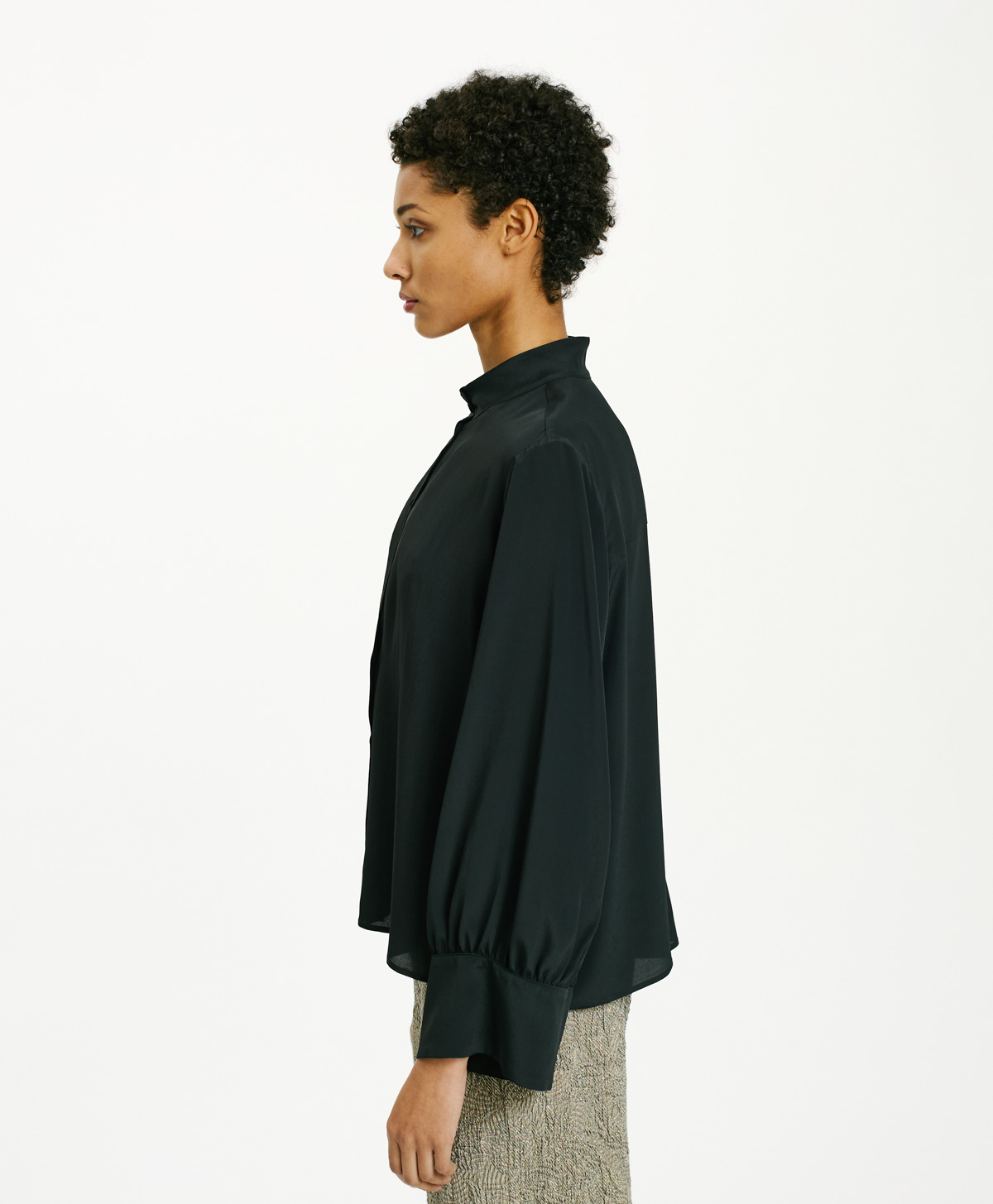 FRANKLYN SHIRT IN SOLID COLOUR ACETATE/SILK - BLACK - Momonì