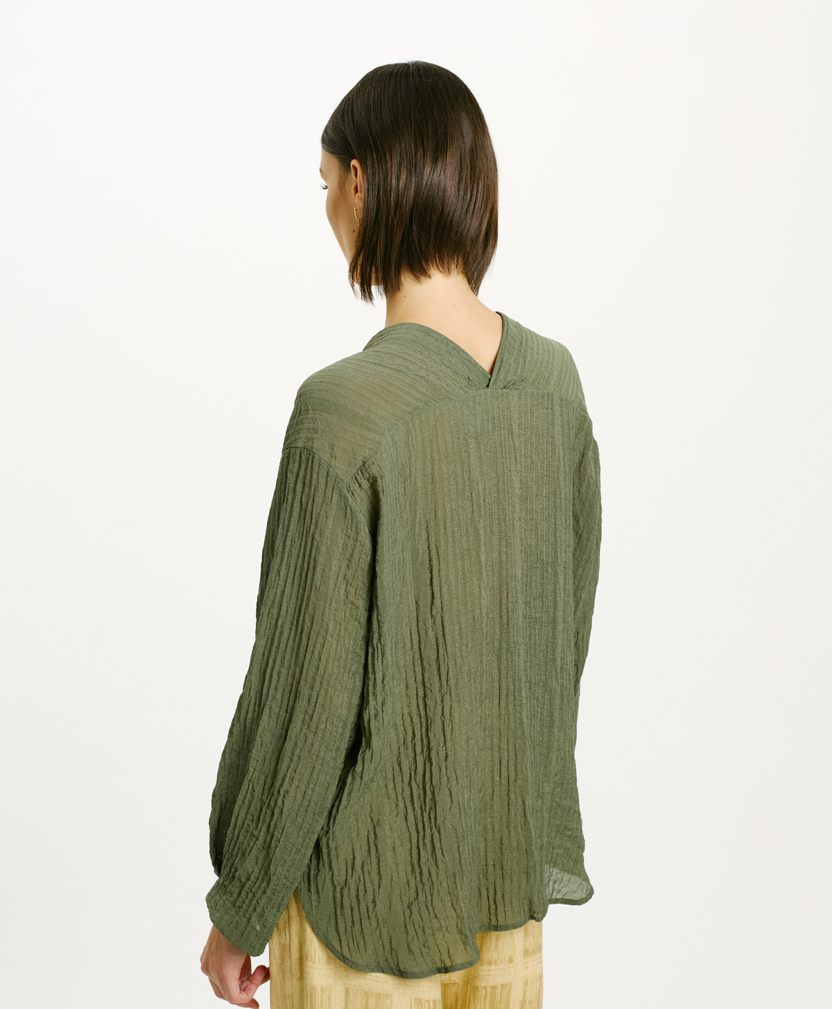 SERRANIA SHIRT IN GOFFERED VISCOSE - SAGE GREEN - Momonì