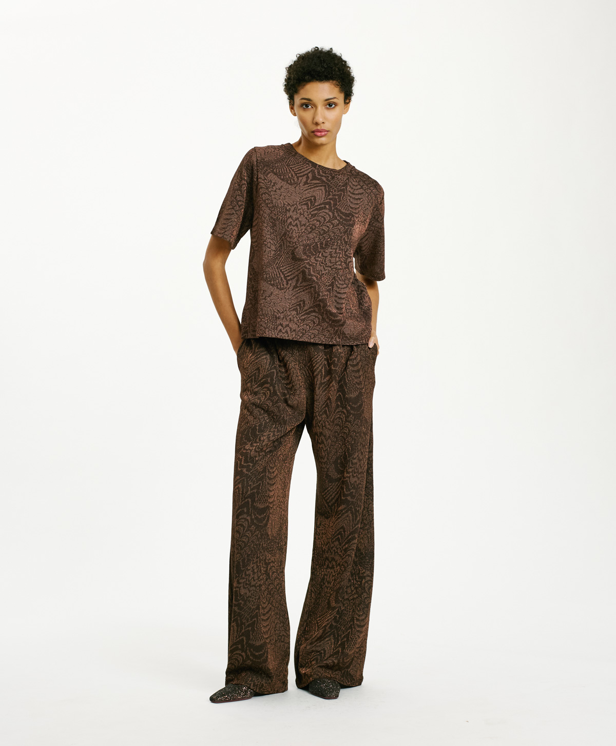 IORA T-SHIRT IN JACQUARD JERSEY WITH LUREX - CHOCOLATE/COPPER - Clothing - Momonì