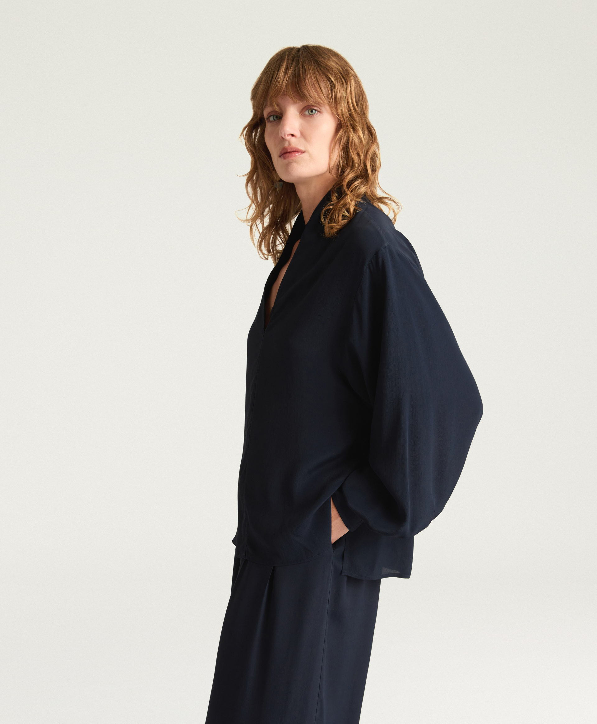 MARGARET BLOUSE IN SOLID COLOUR ACETATE/SILK - BLUE - Momonì