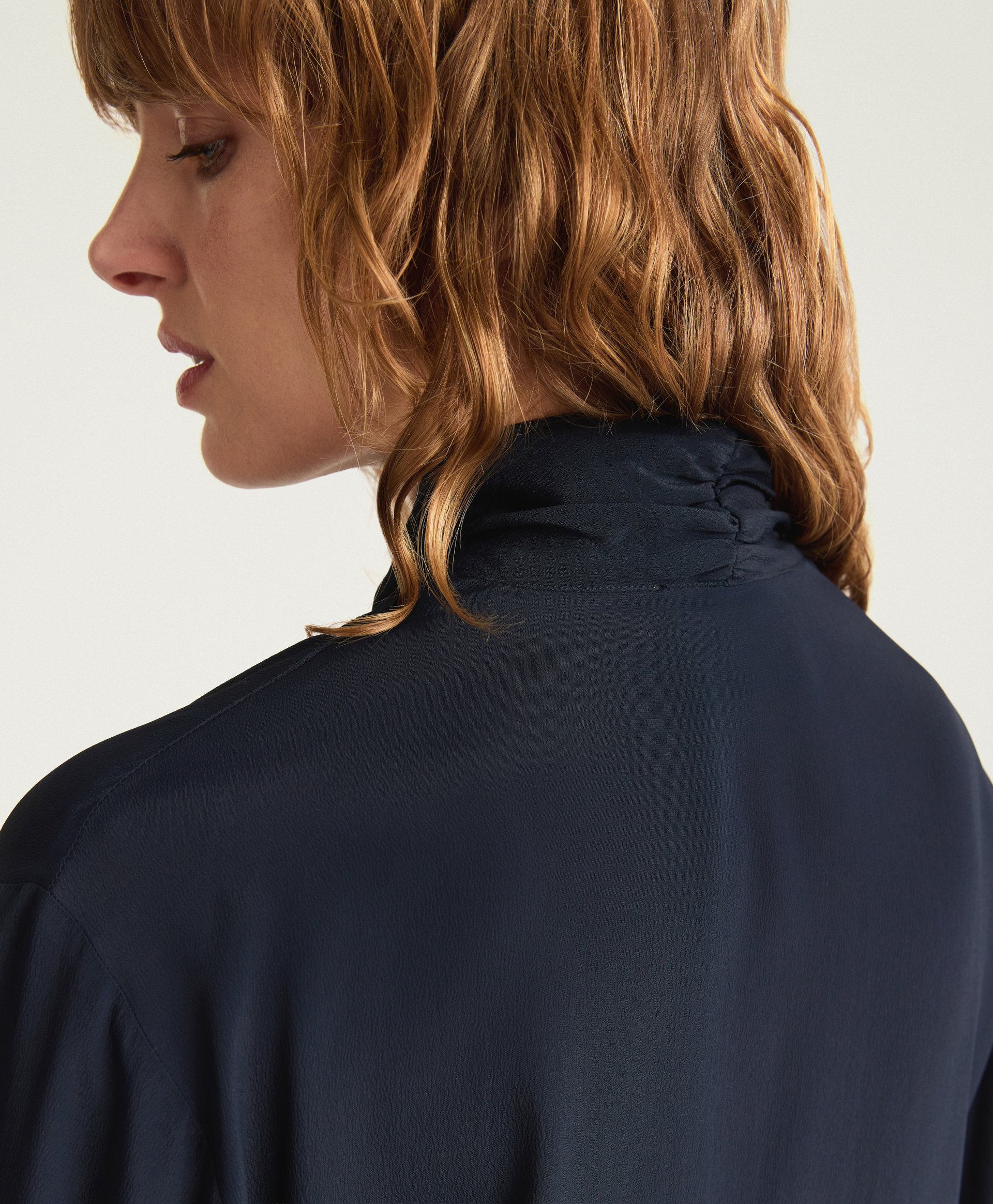MARGARET BLOUSE IN SOLID COLOUR ACETATE/SILK - BLUE - Momonì