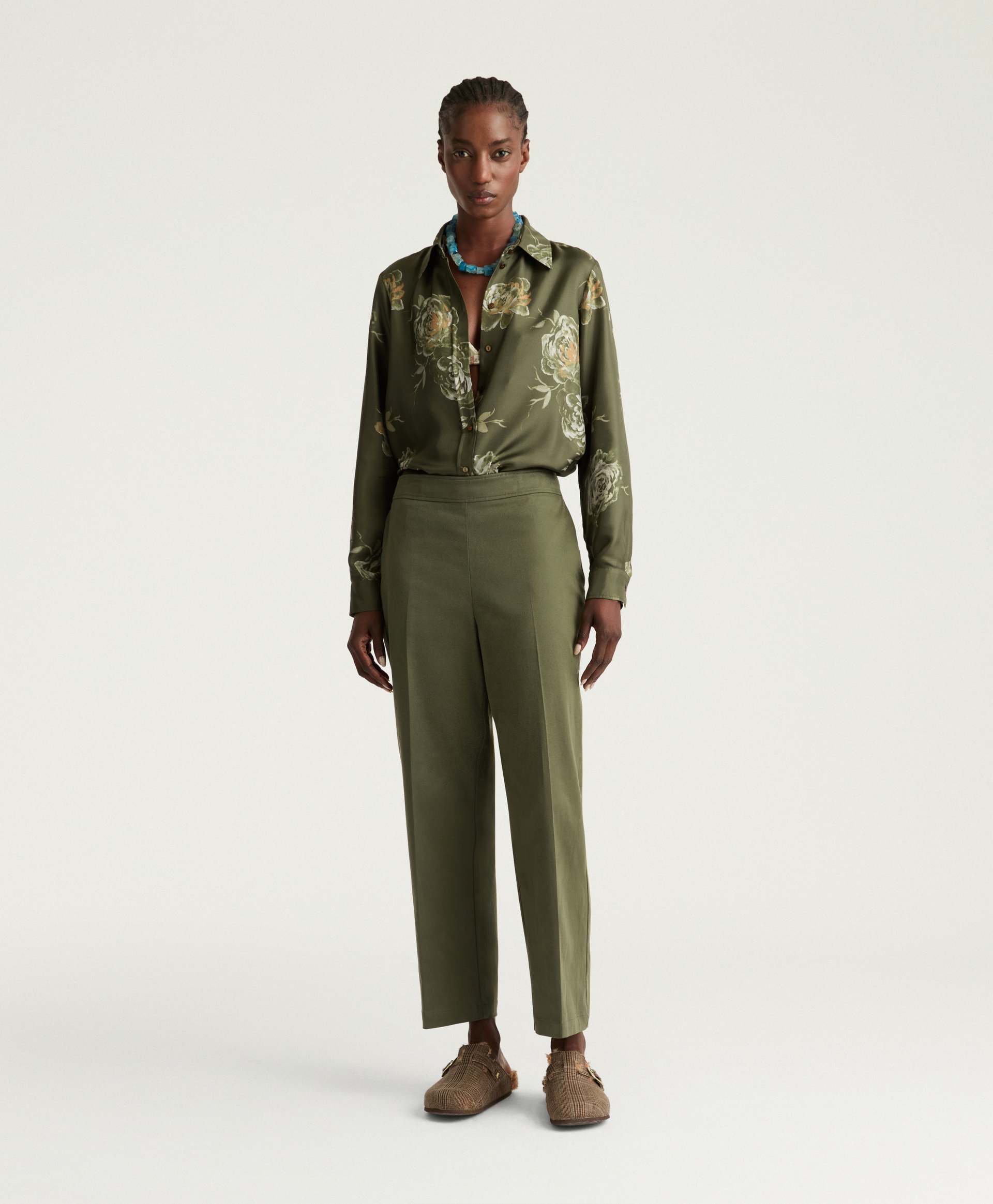 ANDREW PANTS IN STRETCH GABARDINE - OLIVE GREEN - Momonì