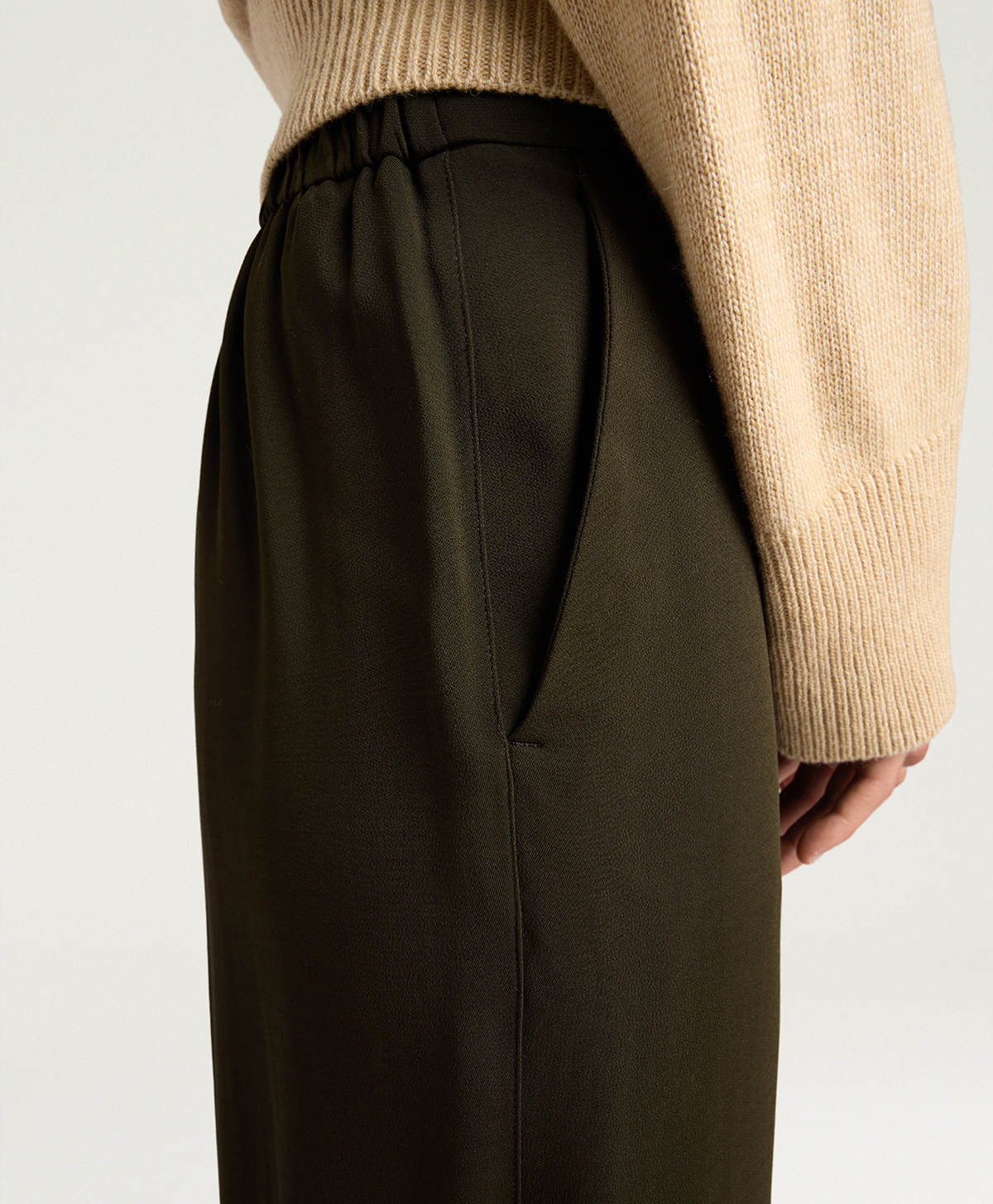 PANTALONES PHILIP DE CADY VISCOSA STRETCH - VERDE OSCURO - Momonì