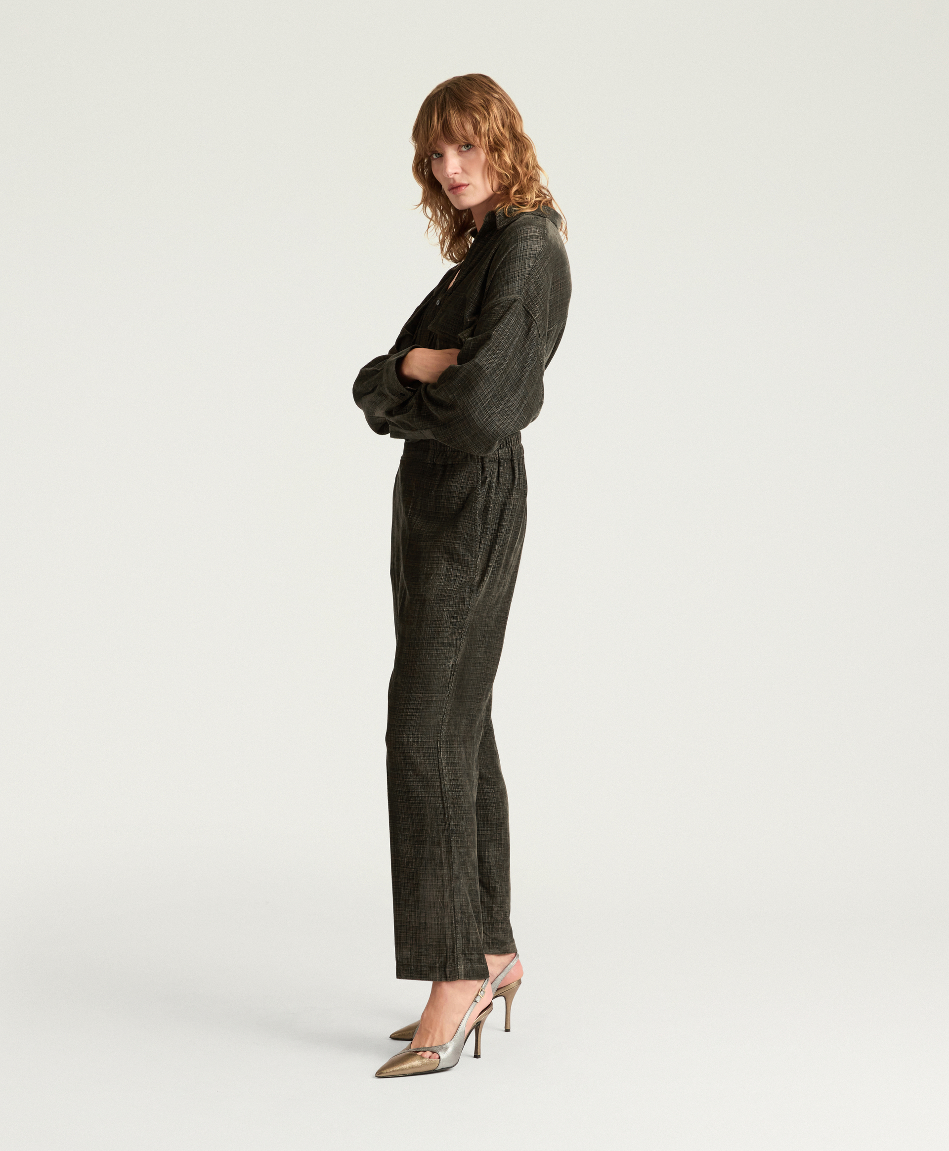 PANTALONES WILLOW DE MICROPANA TEXTURIZADA - BOSQUE - Momonì