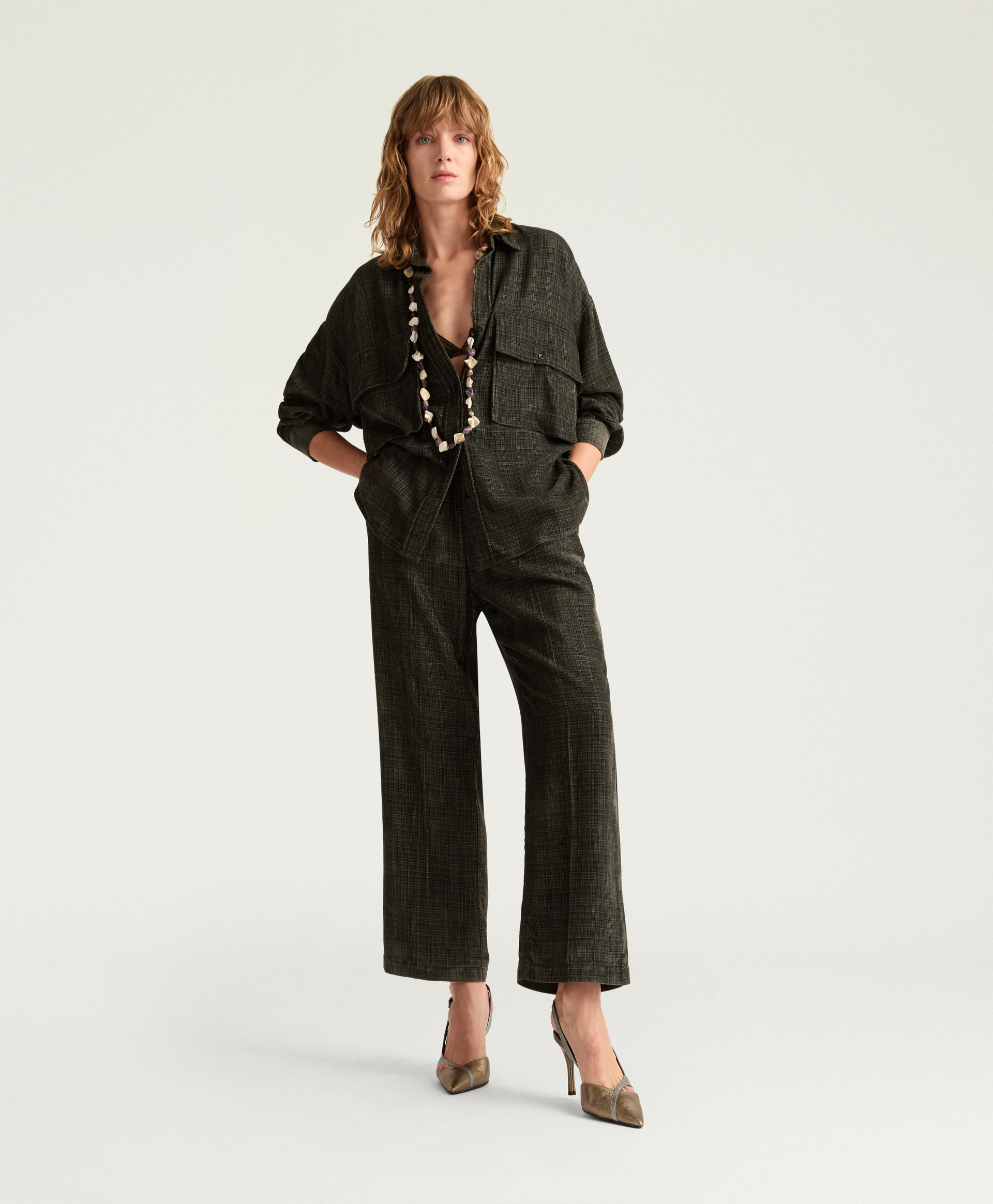 PANTALONES WILLOW DE MICROPANA TEXTURIZADA - BOSQUE - Momonì