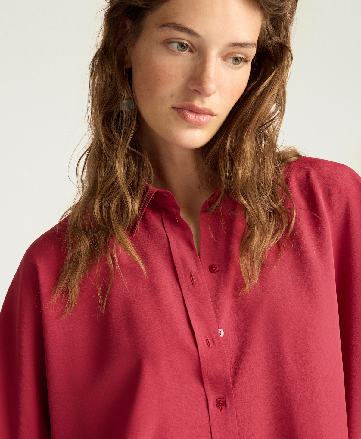 BROOKLYN SHIRT IN SOLID COLOUR ACETATE/SILK - RUBY - Momonì