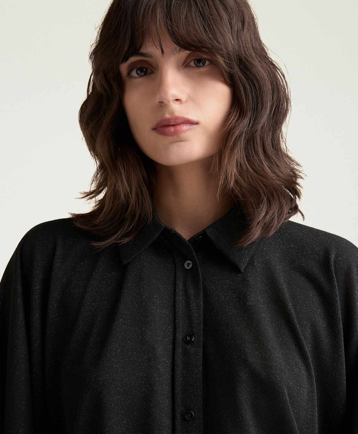 CAMISA BOOKLYN DE PUNTO LÚREX COLOR LISO - NEGRO - Momonì
