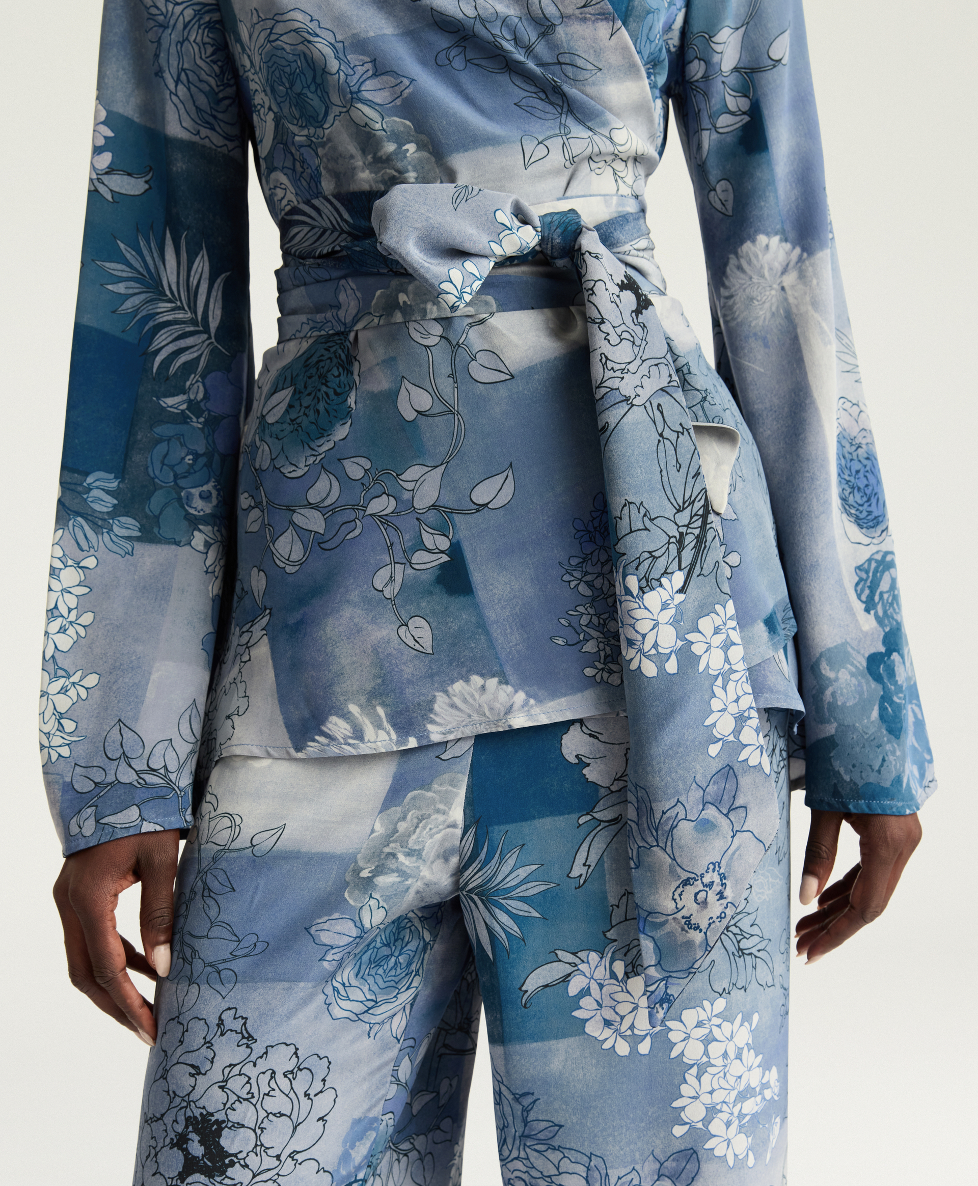 FLORENCE BLOUSE IN PRINTED CREPE DE CHINE - BLUE MULTICOLOR - Momonì