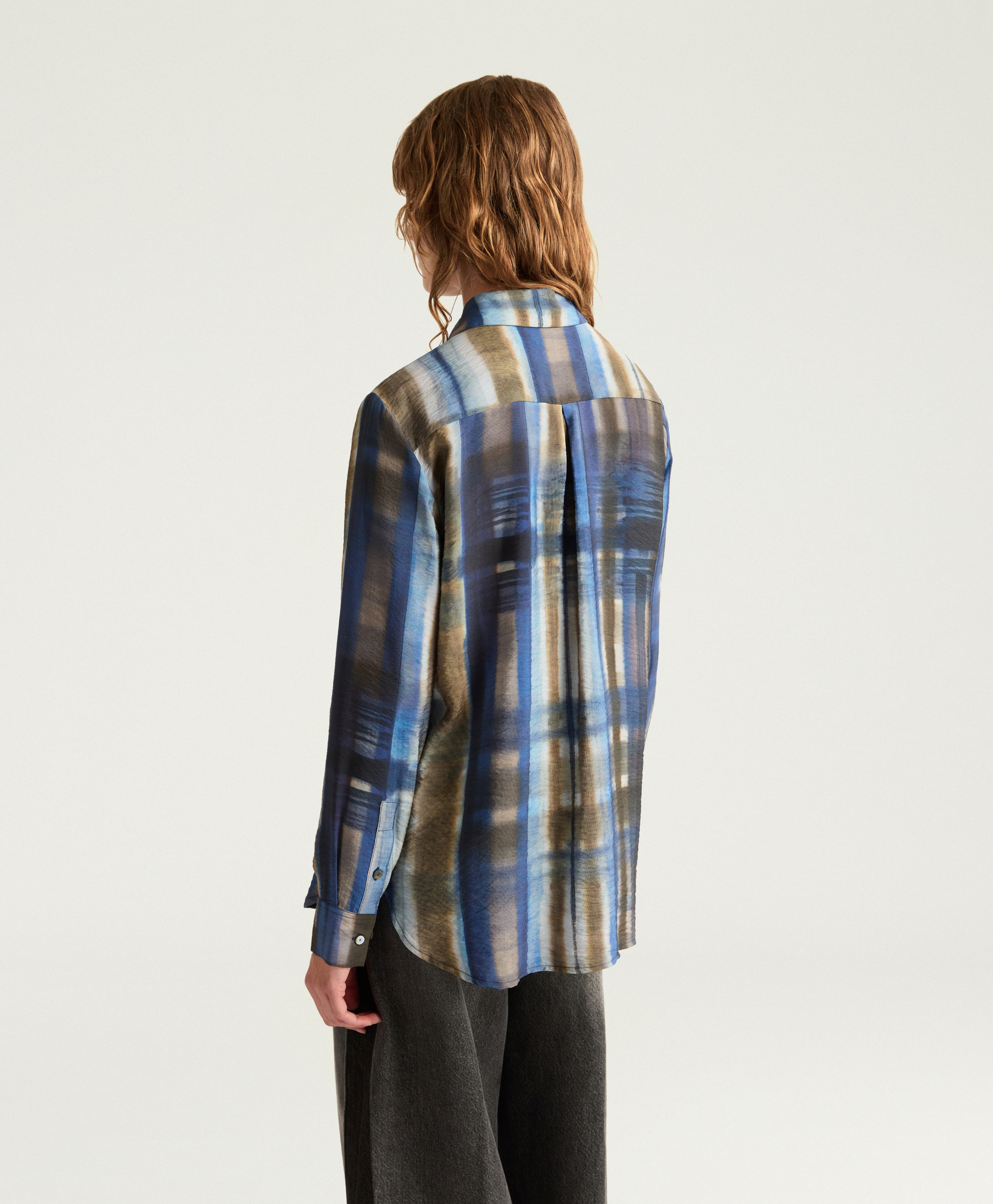 GIRTON SHIRT IN PRINTED FLUID VISCOSE - BLUE MULTICOLOR - Momonì