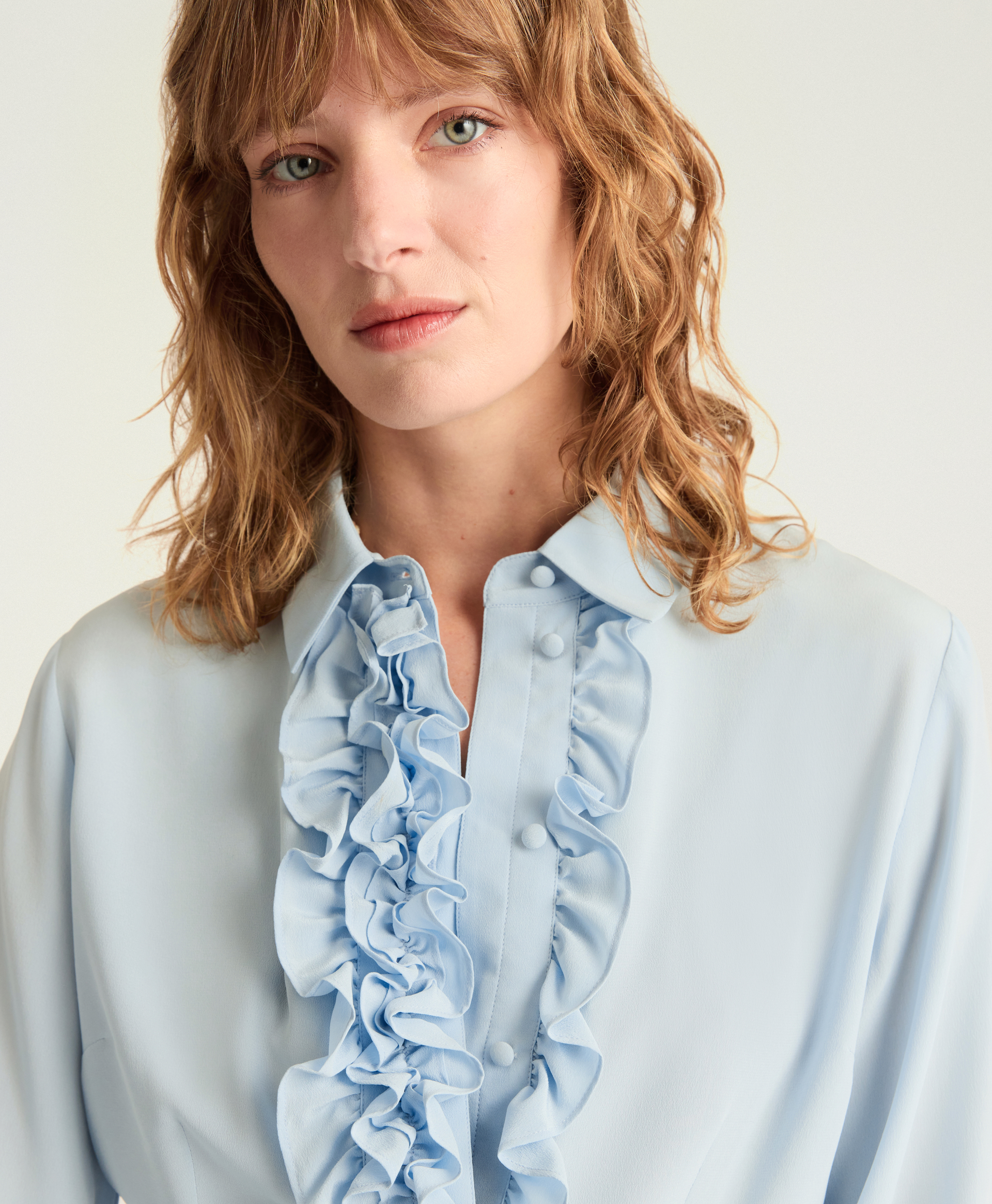 IRIS SHIRT IN SANDWASHED CREPE DE CHINE - SKY BLUE - Momonì
