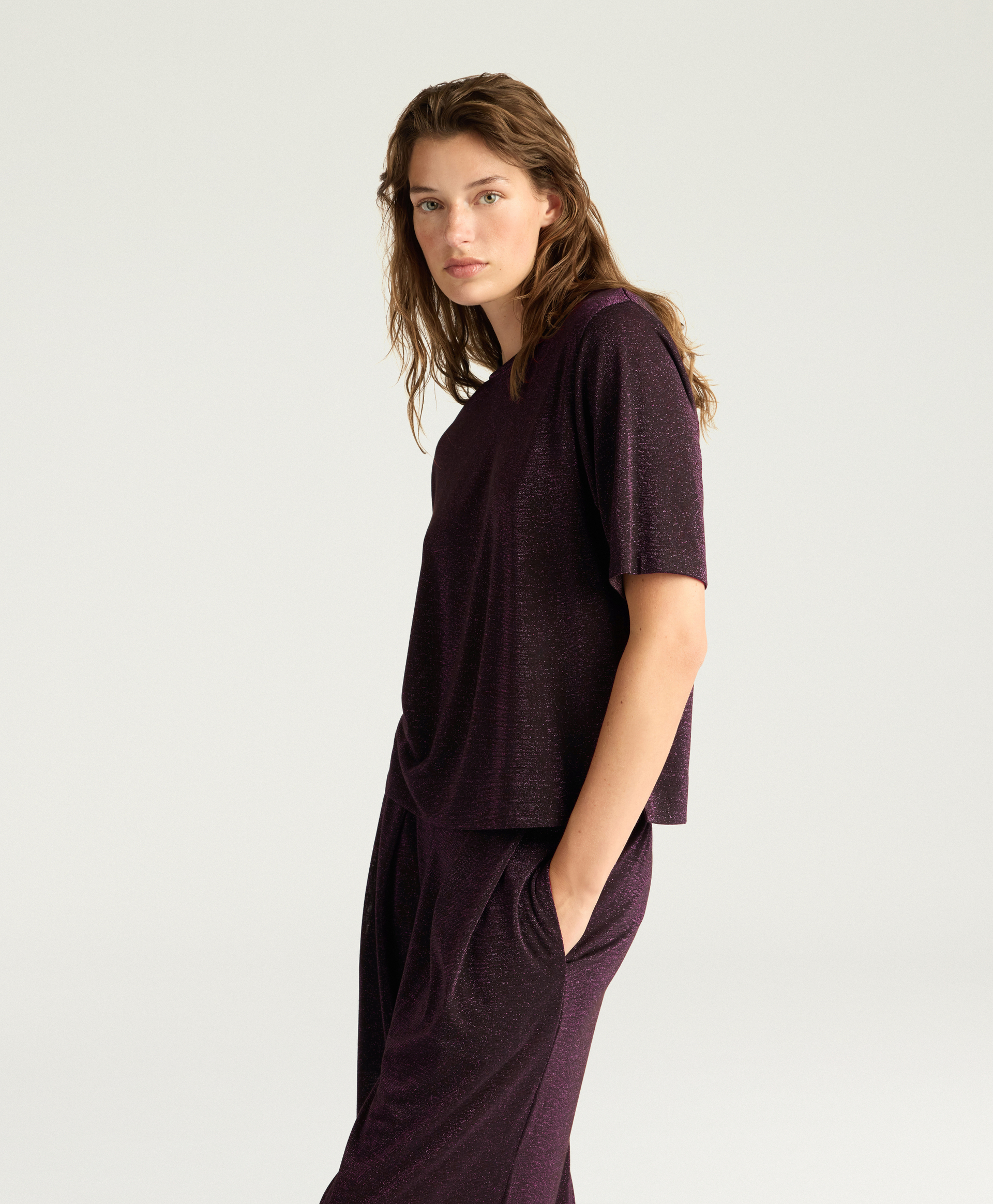 IORA T-SHIRT IN SOLID COLOUR LUREX JERSEY - BLACK CHERRY - Momonì