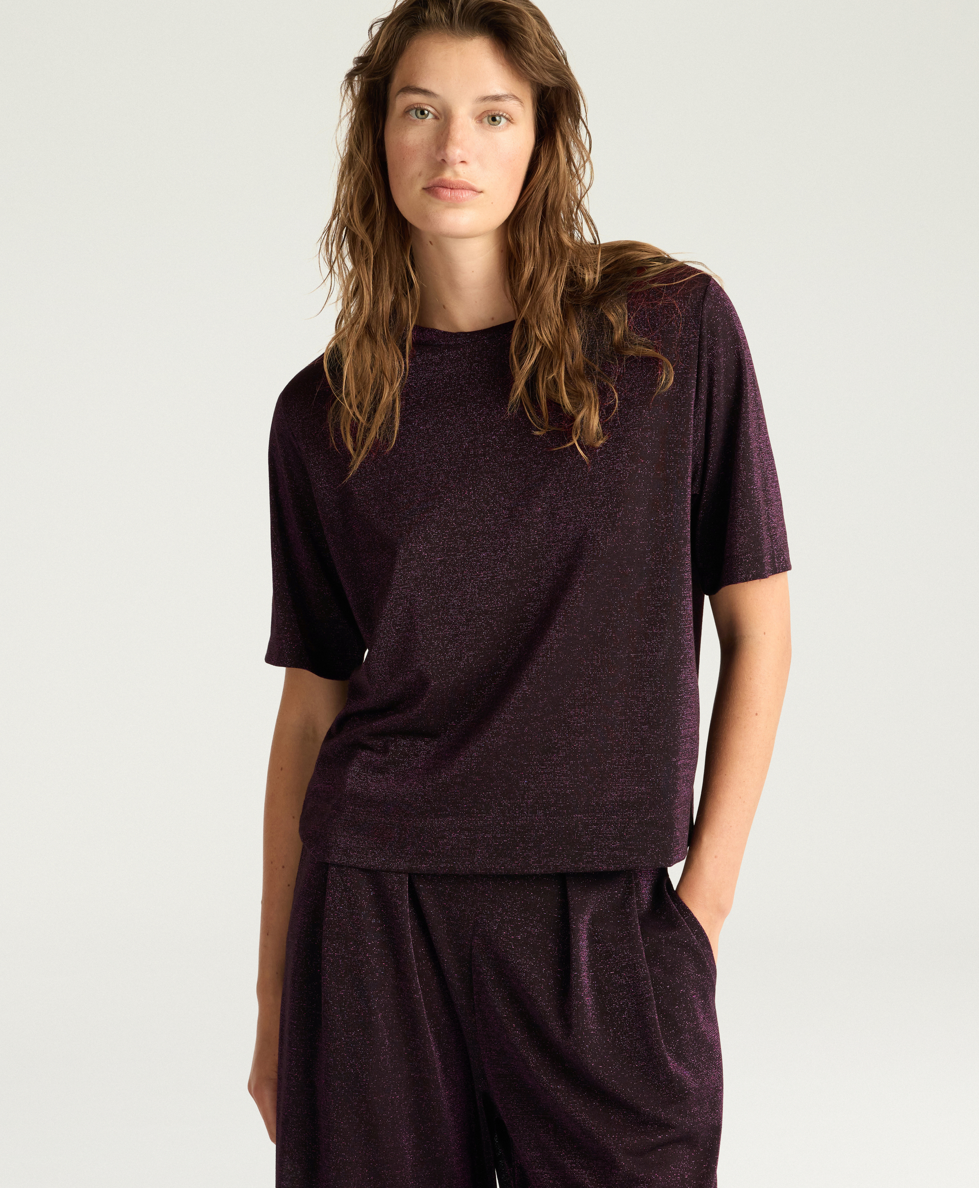 IORA T-SHIRT IN SOLID COLOUR LUREX JERSEY - BLACK CHERRY - Momonì