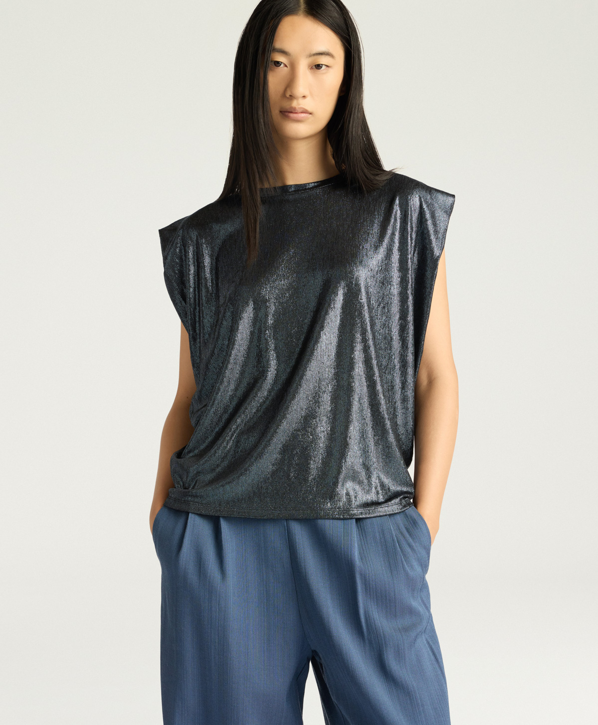 ENNA T-SHIRT IN LAMINATED JERSEY - PETROL BLUE - Momonì