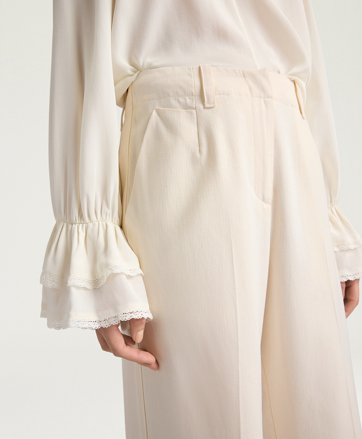 LEON PANTS IIN SOLID COLOUR CHEVRON VISCOSE/COTTON - CREAM - Momonì
