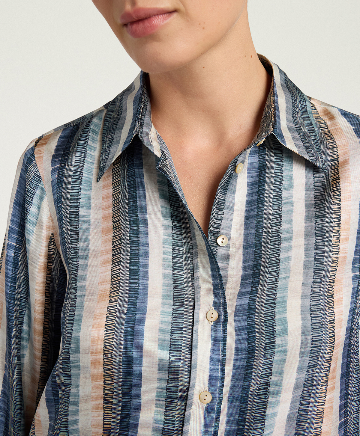 CAMICIA ARLES IN TWILL DI SETA STAMPATO - MULTICOLOR POLVEROSO - Momonì