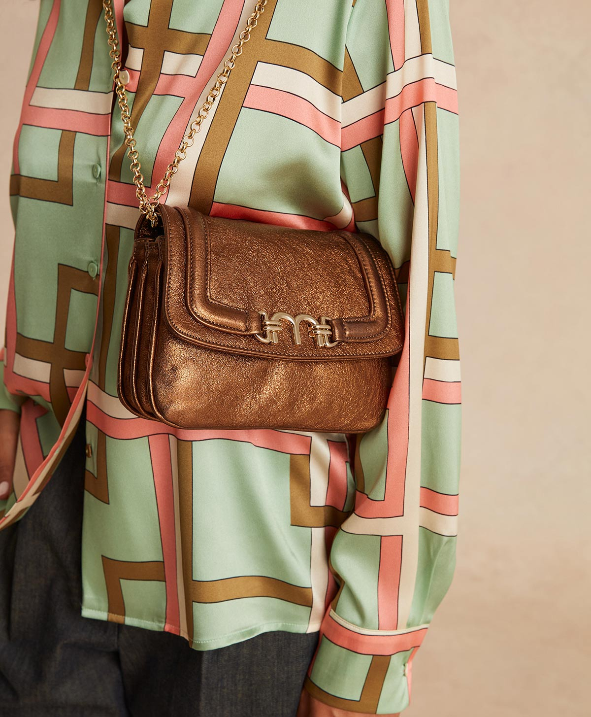 MIMI FLORE BAG IN LAMINATED LEATHER - BRONZE - Shoes and accessories - Momonì
