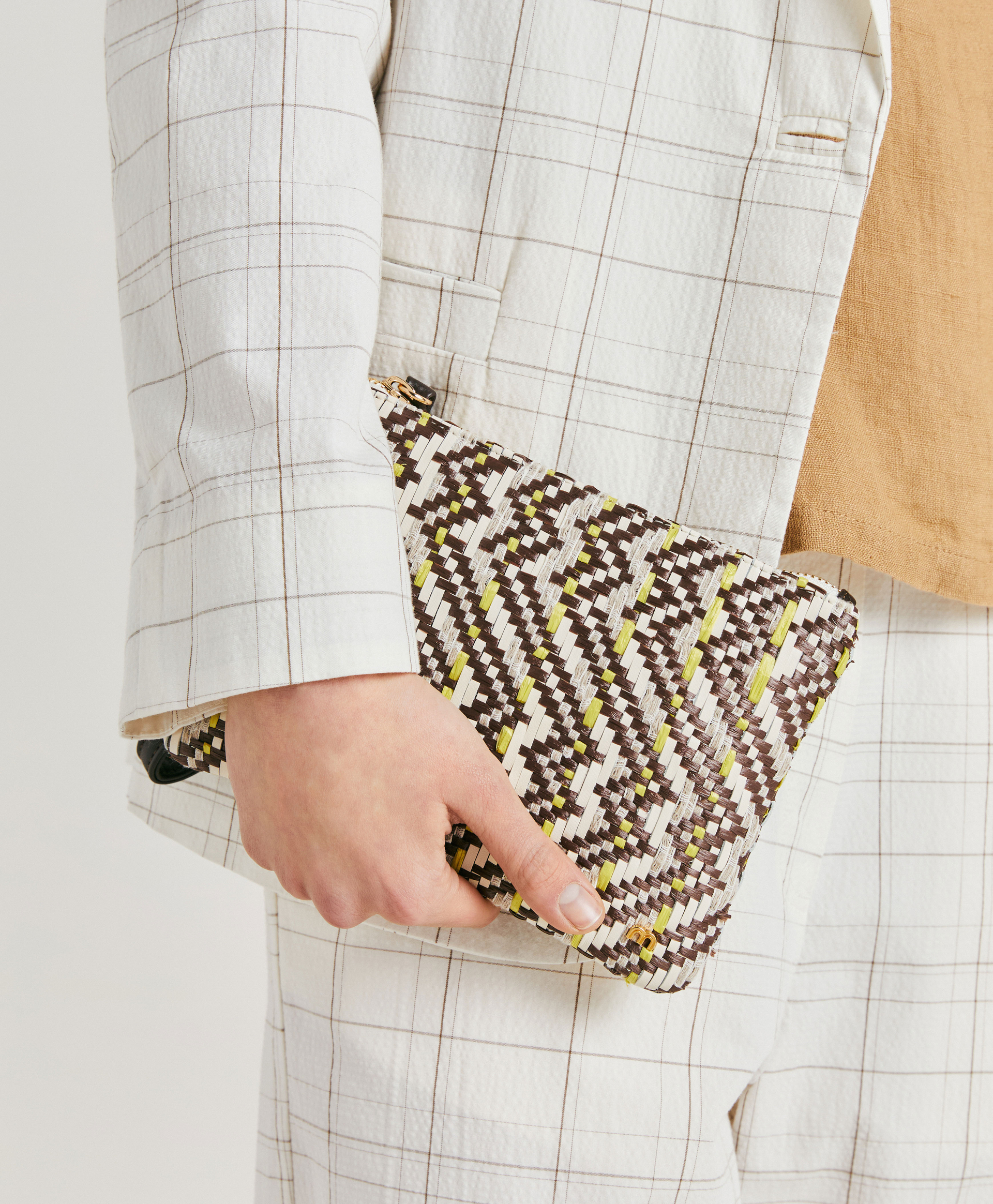CLUTCH FRAGUA CON INTRECCIO - MARRONE / MULTICOLOR - Momonì