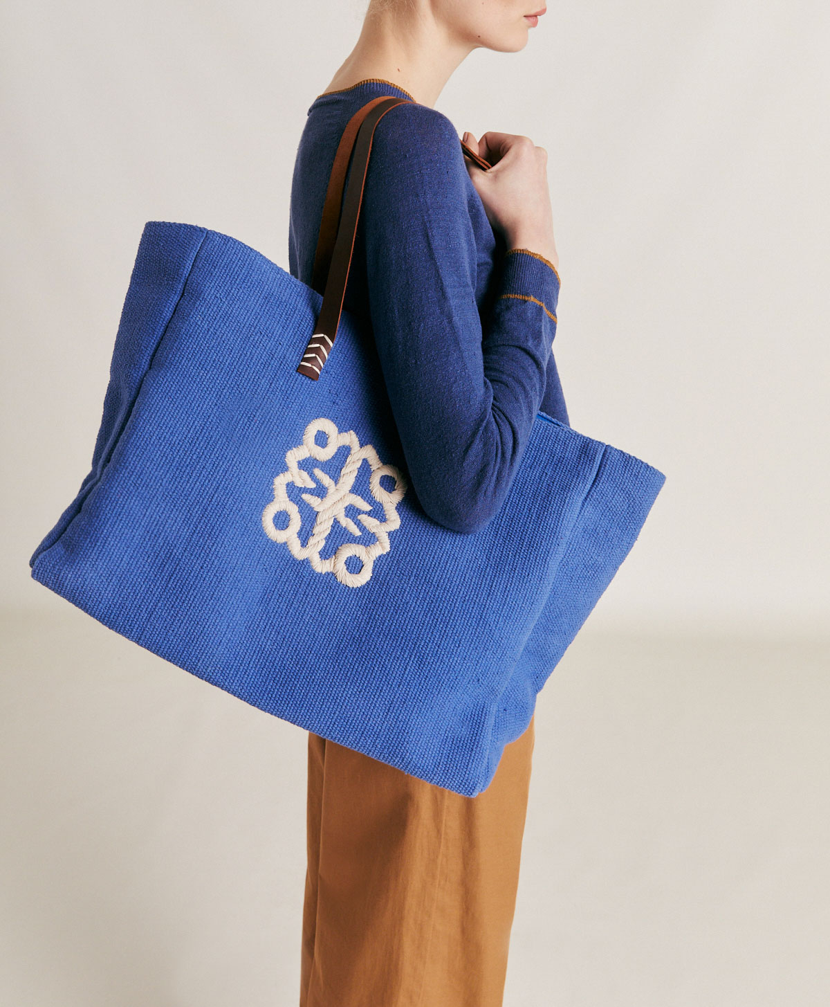 PARAGUAN BAG IN EMBROIDERED CANVAS - BLUE - Shoes and accessories - Momonì