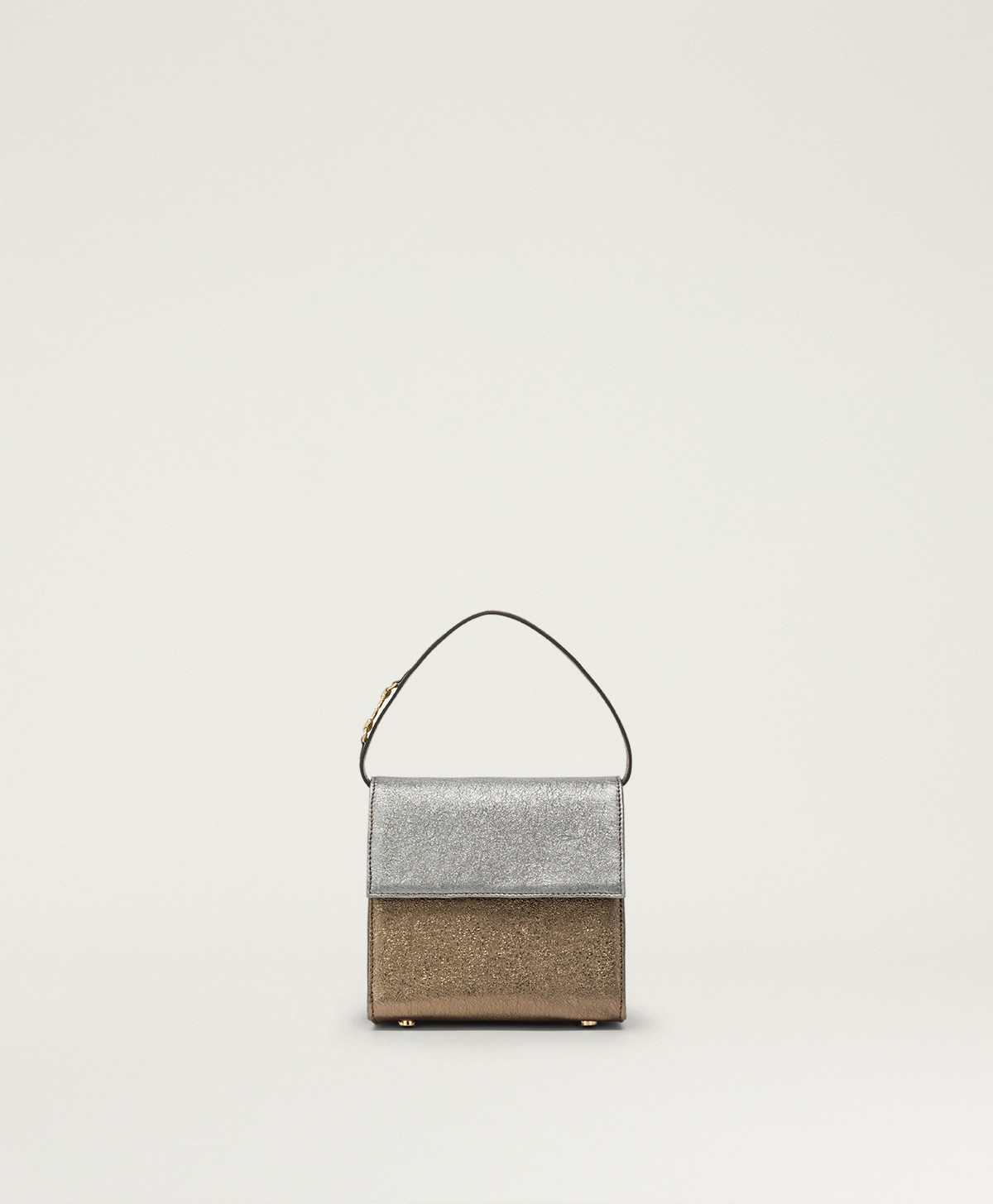 MOMONI TATE BAG IN LAMINATED-EFFECT LEATHER - SMOKE GRAY - Momonì
