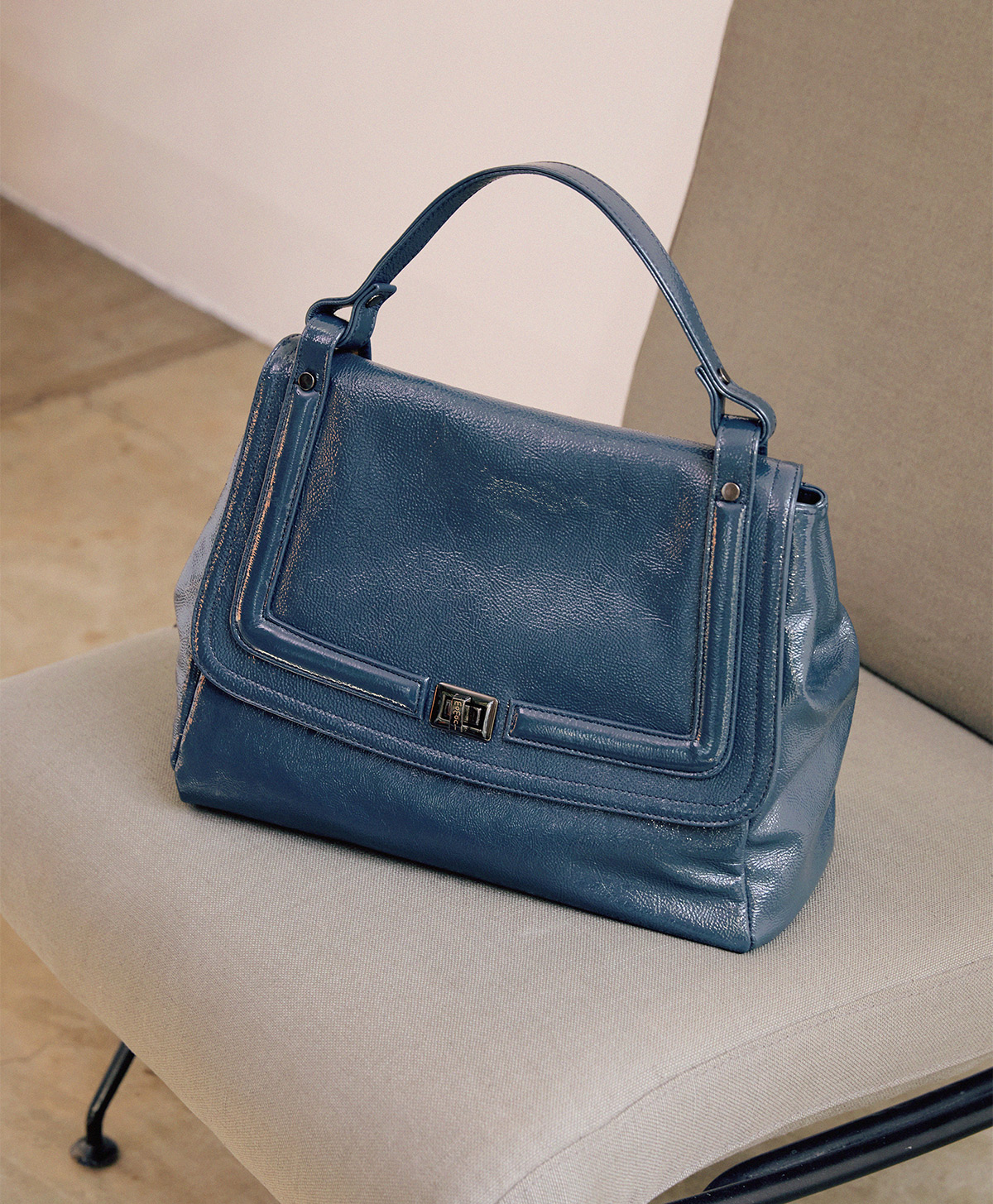 MOMONÌ FLORE BAG IN PATENT LEATHER - NIGHT BLUE - Momonì