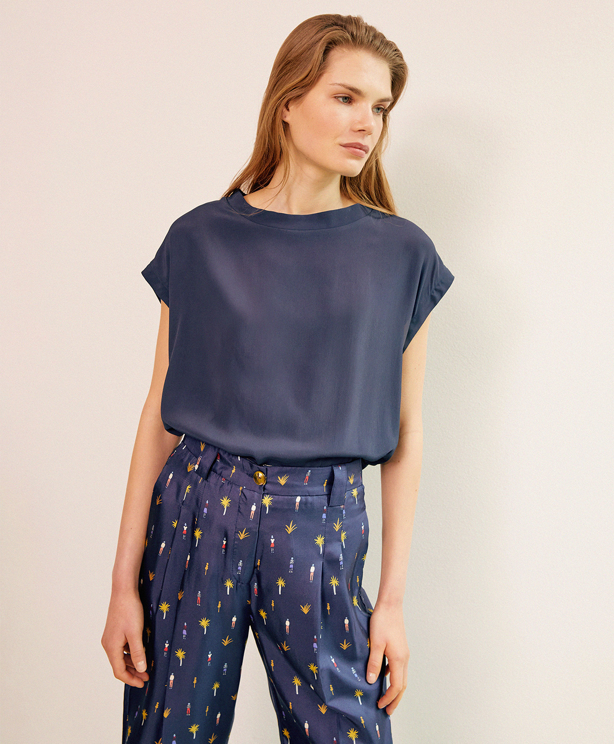 CURACAO BLOUSE IN SILK CRÊPE BLEND - NIGHT BLUE - Momonì