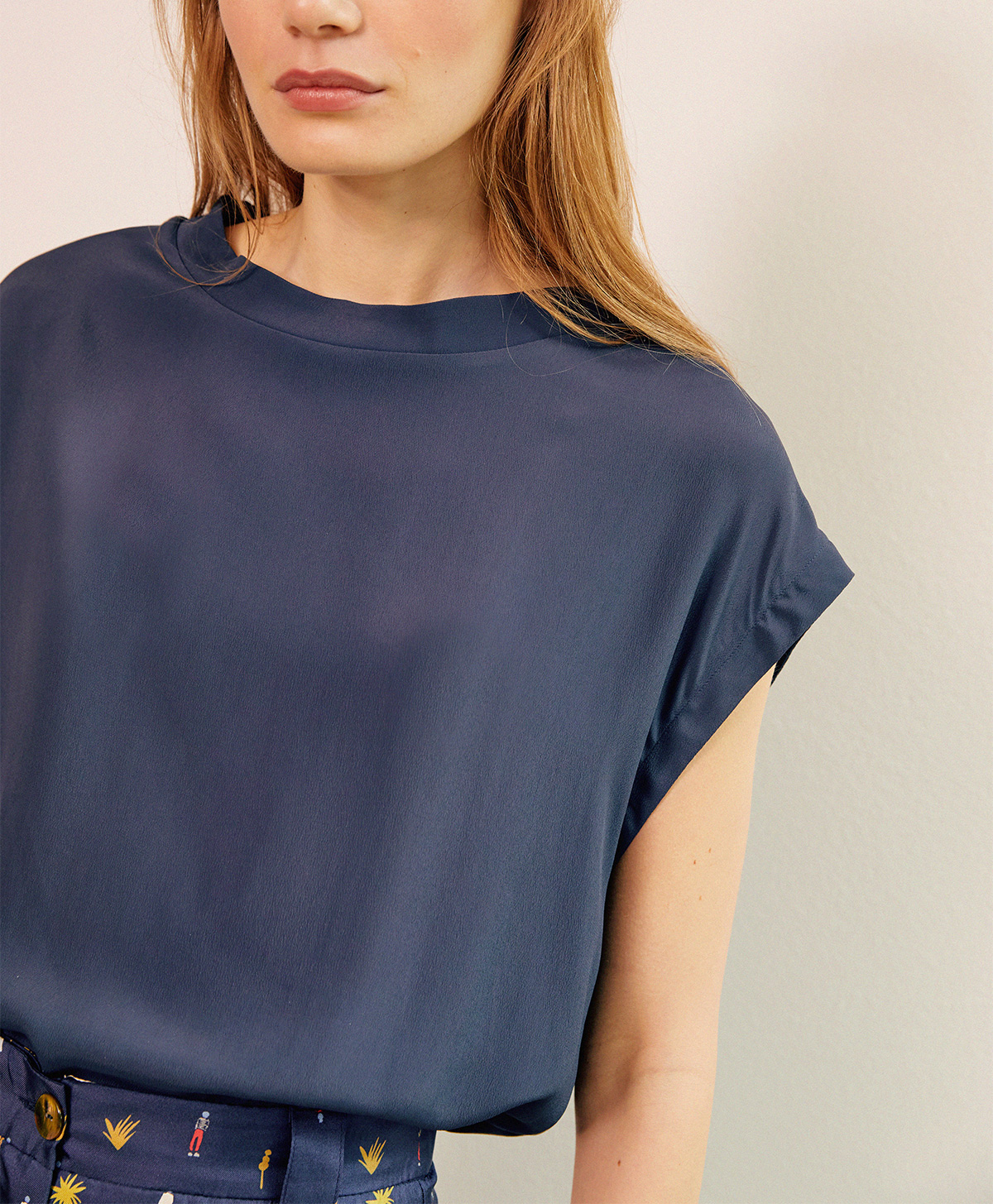 CURACAO BLOUSE IN SILK CRÊPE BLEND - NIGHT BLUE - Momonì