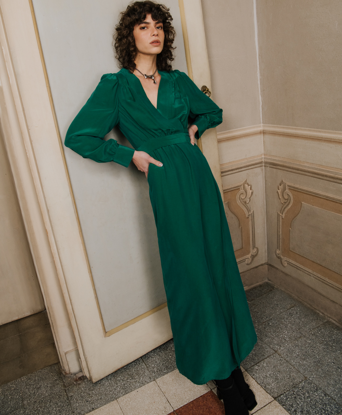 PRESCOTT SAND-WASHED SILK VISCOSE DRESS - PINE GREEN - Momonì