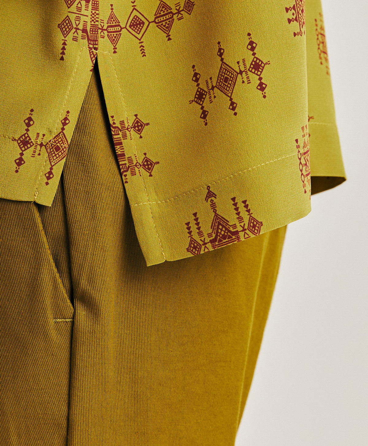 CURACAO BLOUSE IN CREPE DE CHINE  - LIME/WINE - Momonì