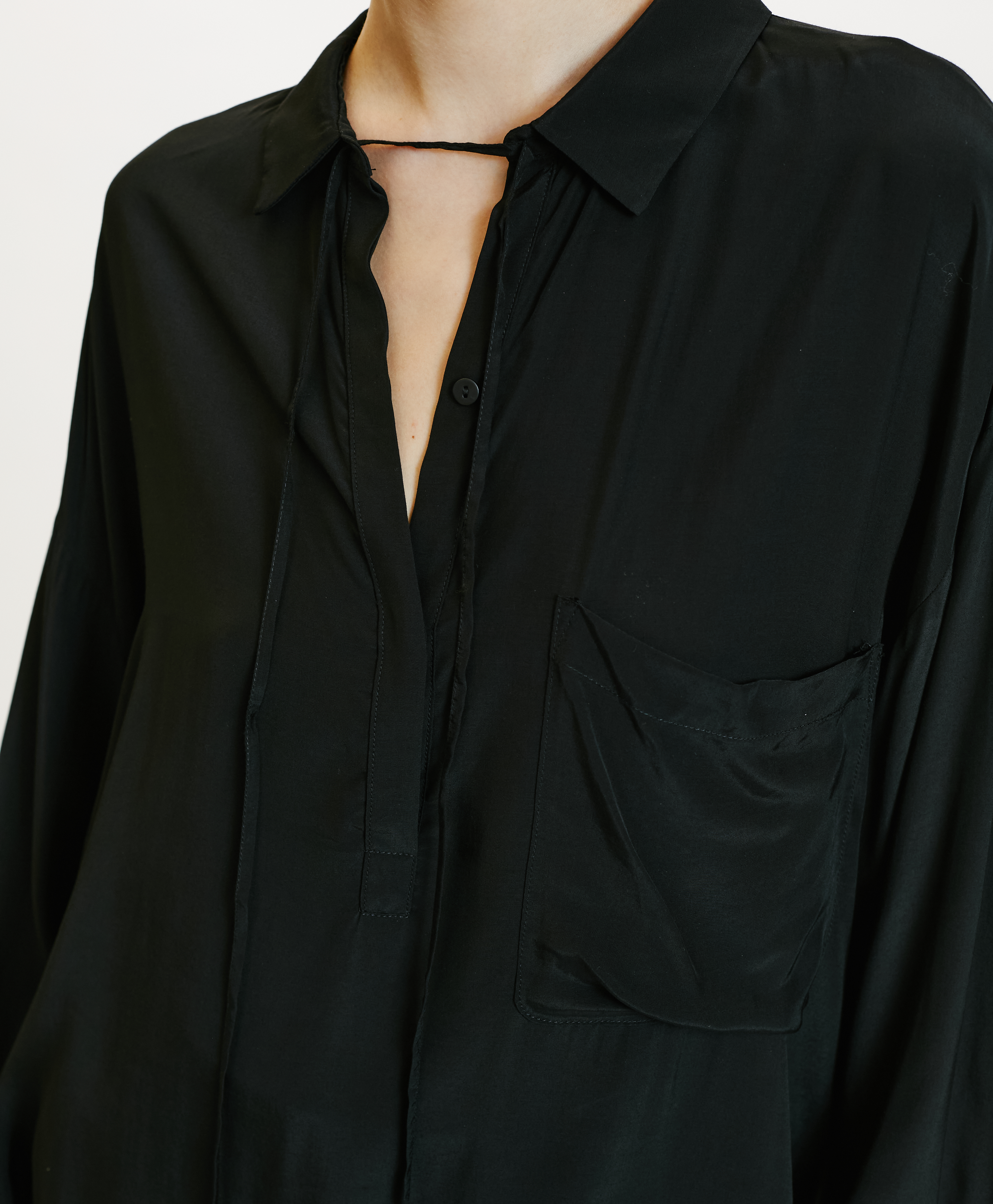 OGATA BLOUSE IN SOLID COLOUR LIGHT RAYON - BLACK - Momonì