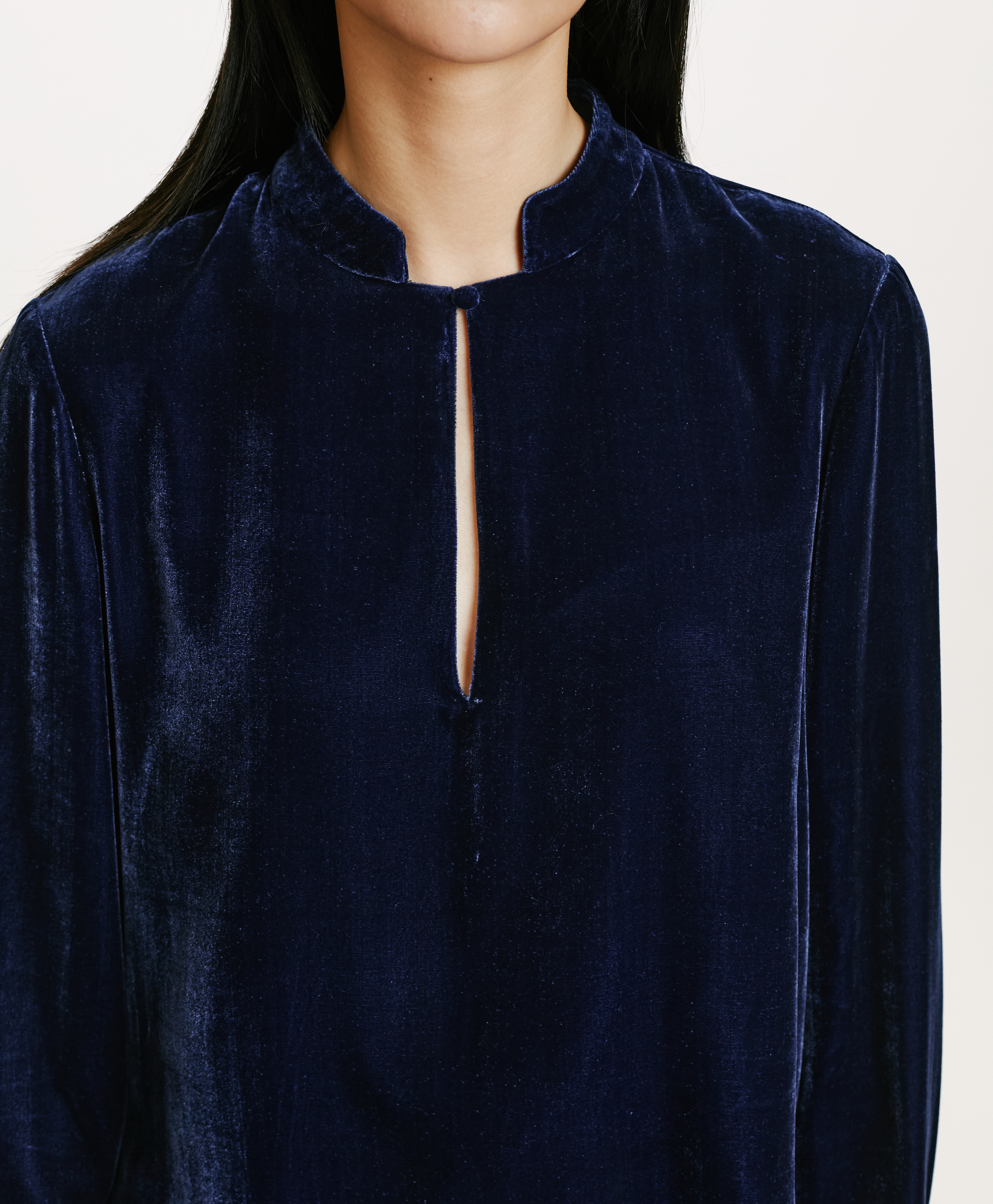 AISU BLOUSE IN SMOOTH SILK BLEND VELVET - INDIGO - Momonì