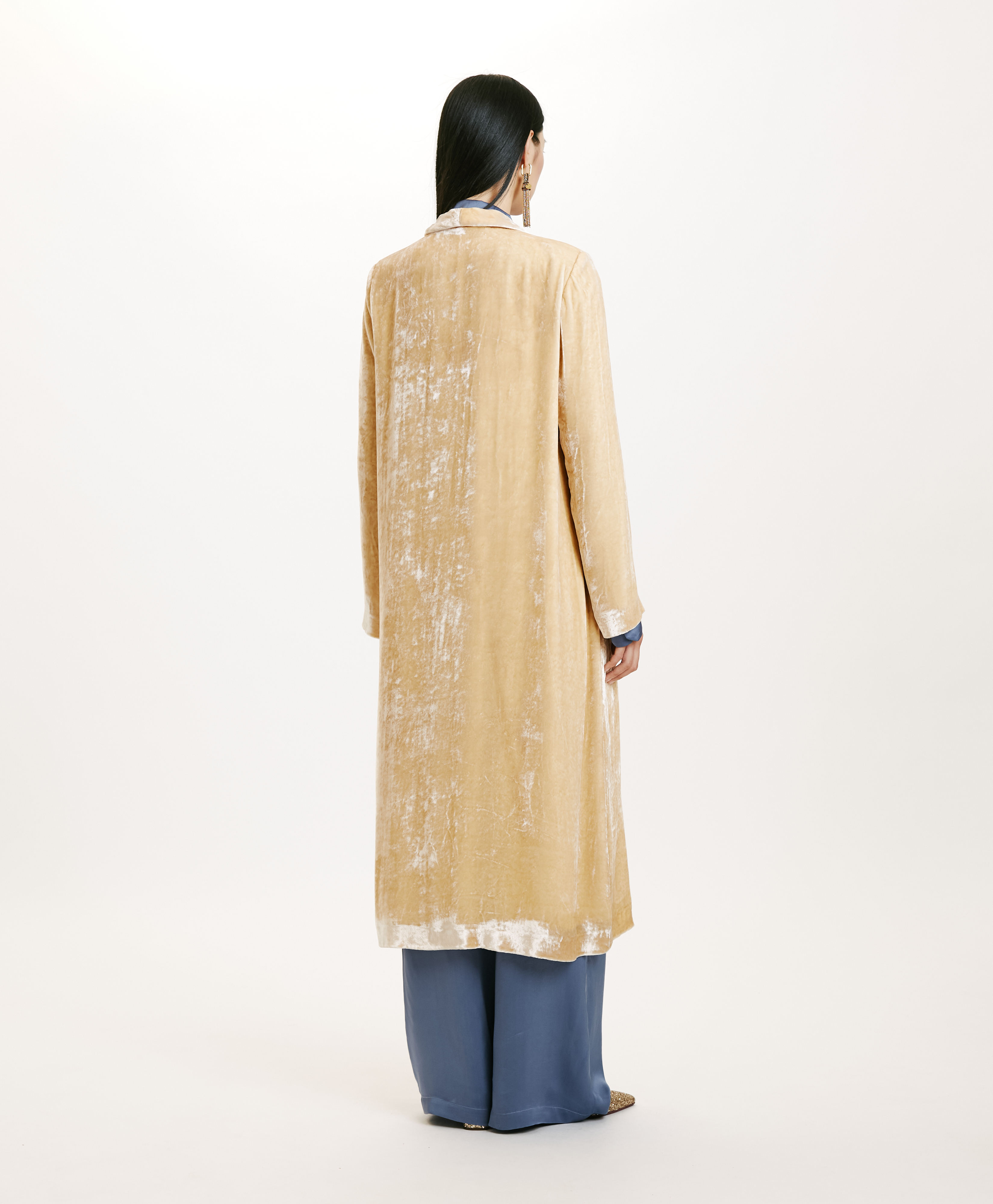 KATA COAT IN ELEGANT VISCOSE/SILK VELVET - CHAMPAGNE - Momonì