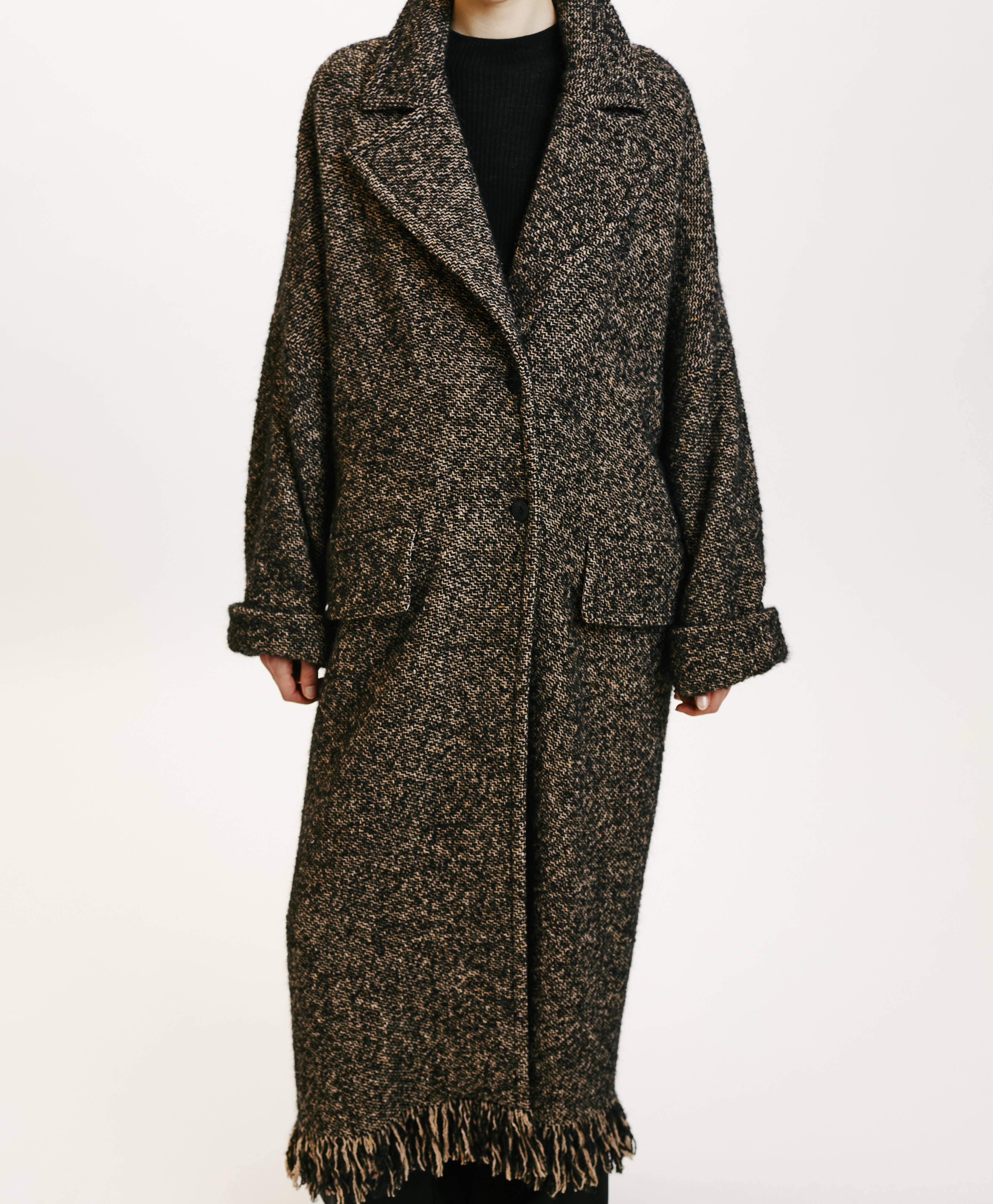 DORAYAKI FRINGED COAT IN WOOL/ALPACA - BLACK/ECRU - Momonì