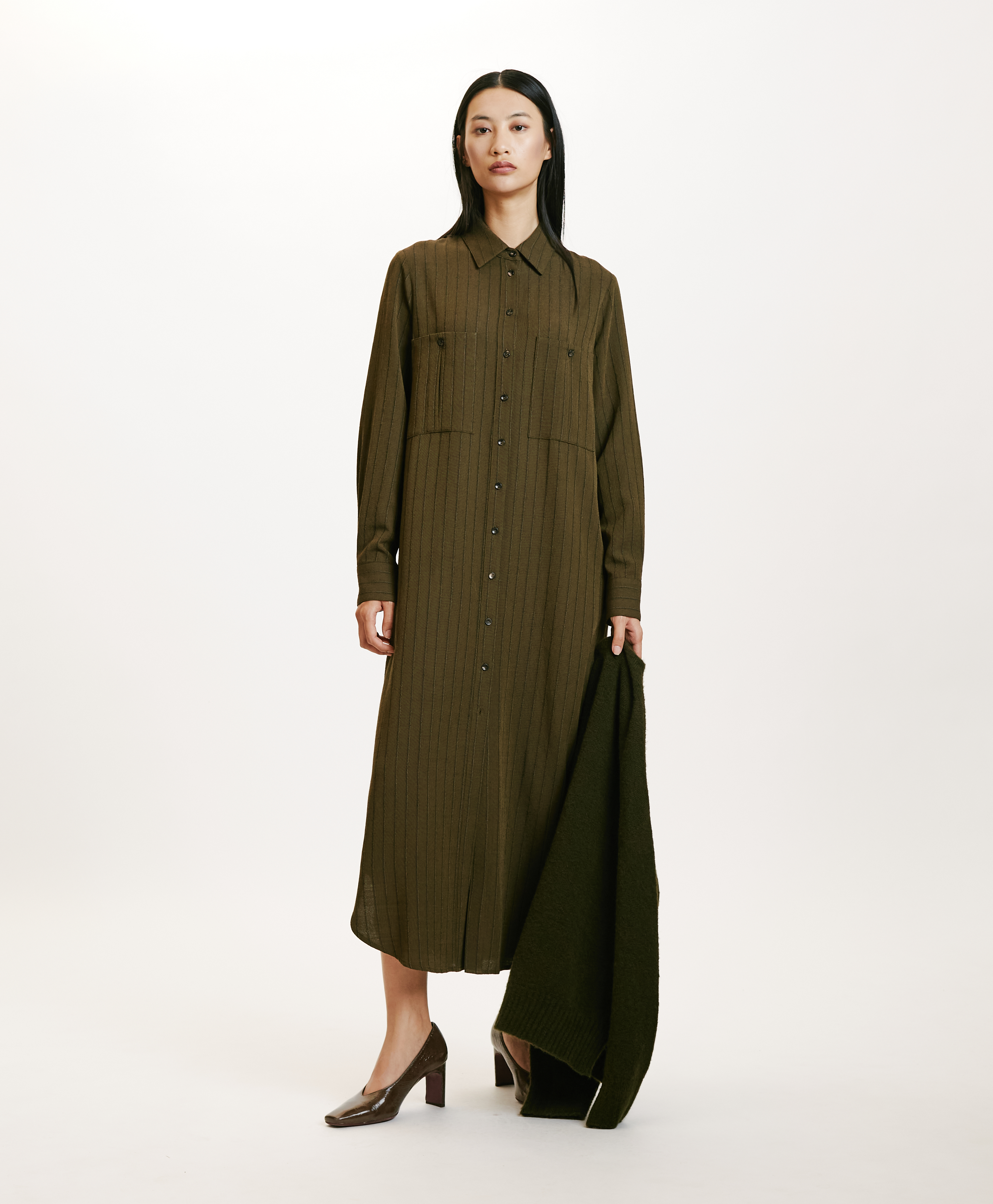 ROBE HANA EN SERGÉ DE LAINE RAYÉ - VERT MILITAIRE - Momonì