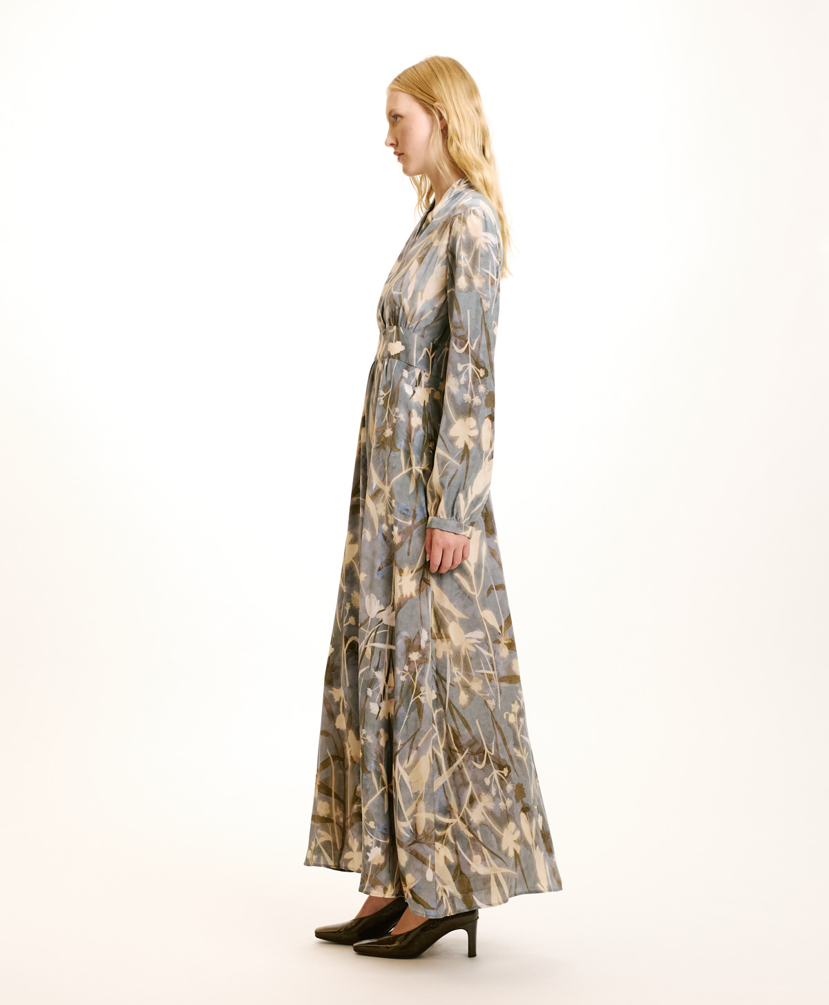 SUITA IN PRINTED CREPE DE CHINE - DUSTY BLUE/CREAM - Momonì