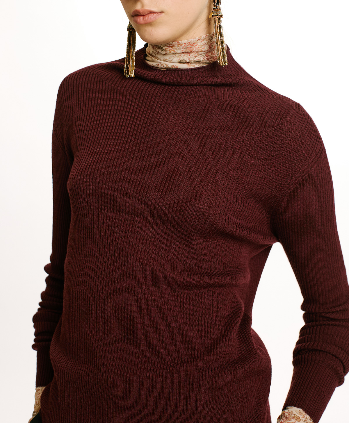 TORA SWEATER IN MERINO WOOL - GRAPE MUST - Momonì