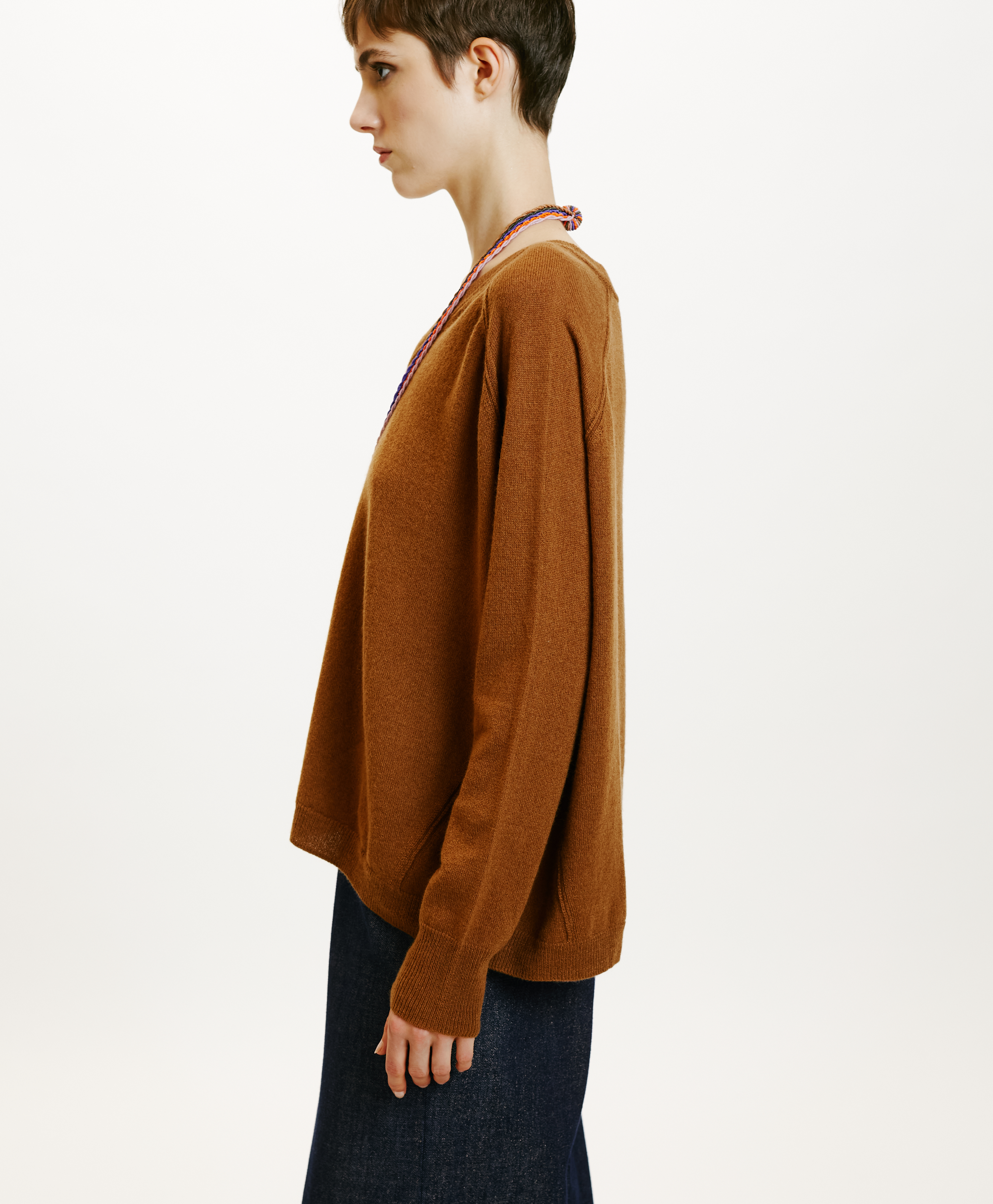 MAGLIA KIMI IN LANA MERINO CACHEMIRE-TABACCO - Momonì