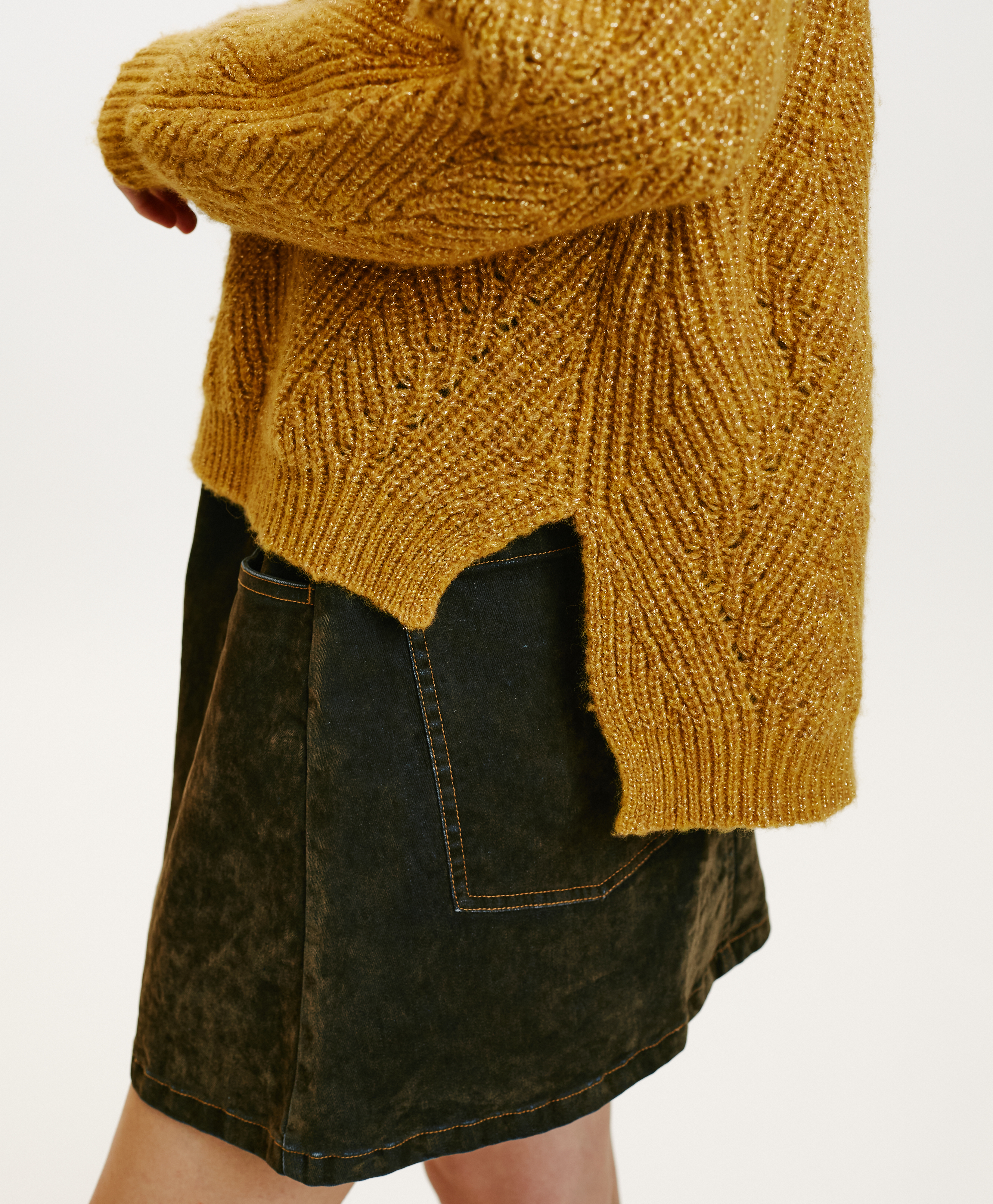 WOOL-LUREX OITA SWEATER IN CABLE RIB STITCH - MUSTARD - Momonì