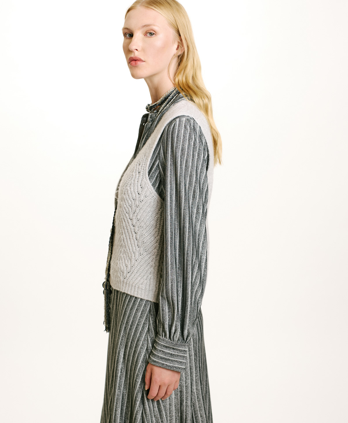 WOOL-LUREX HIDARI SWEATER IN CABLE RIB STITCH - SILVER - Momonì