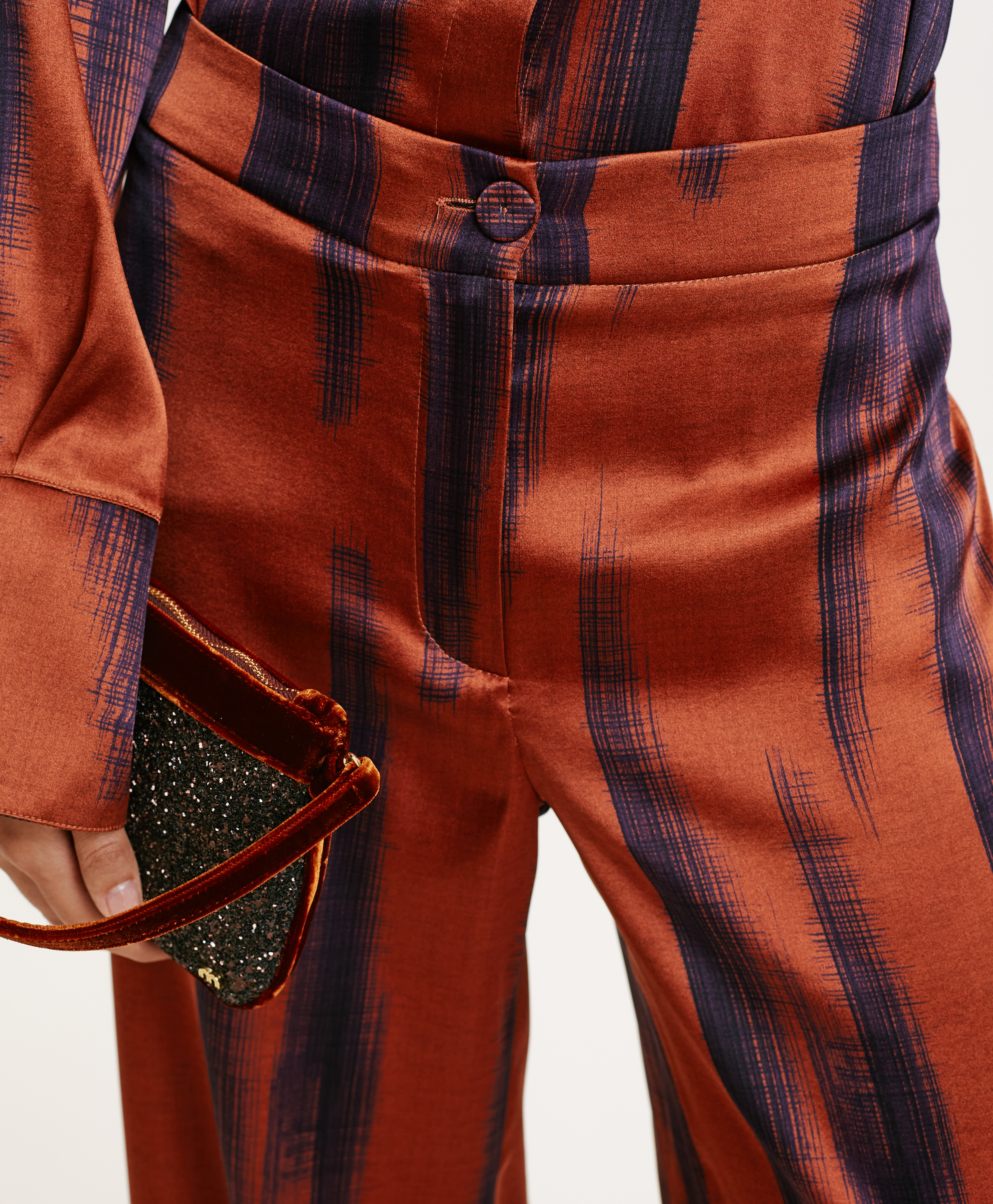 MISAKI PANTS IN PRINTED STRETCH SATIN - RUST/INK - Momonì