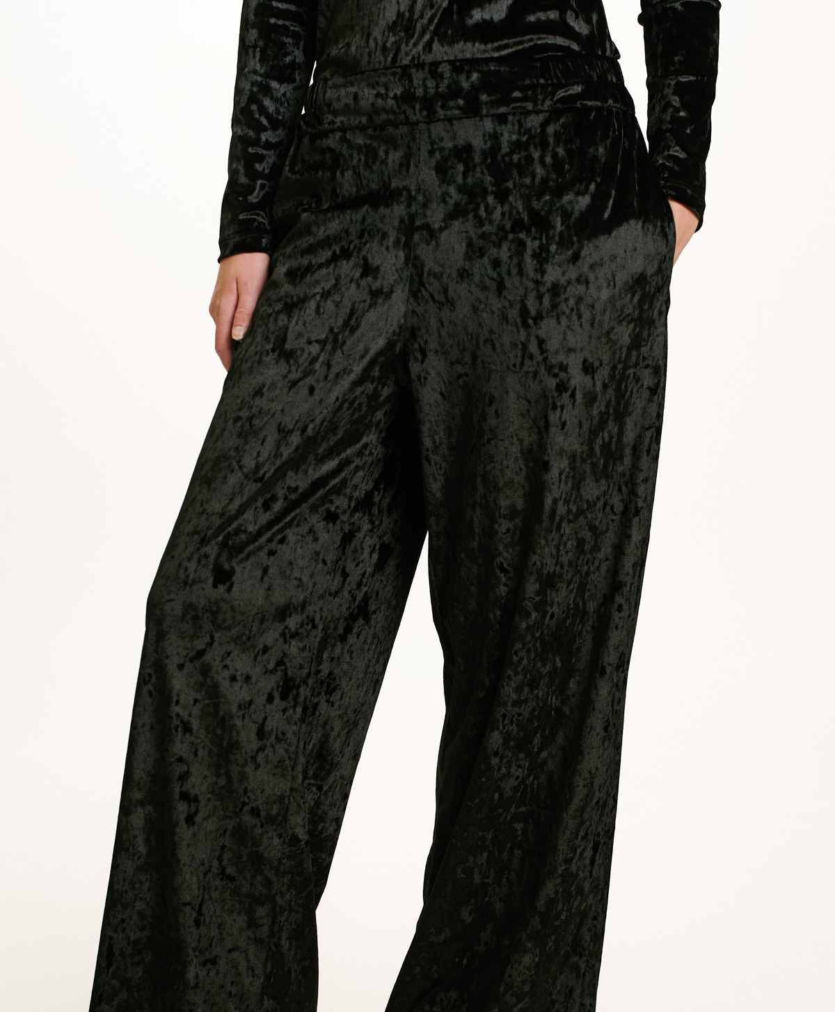 BACCARAT PANTS IN STRETCH VELVET - BLACK - Momonì