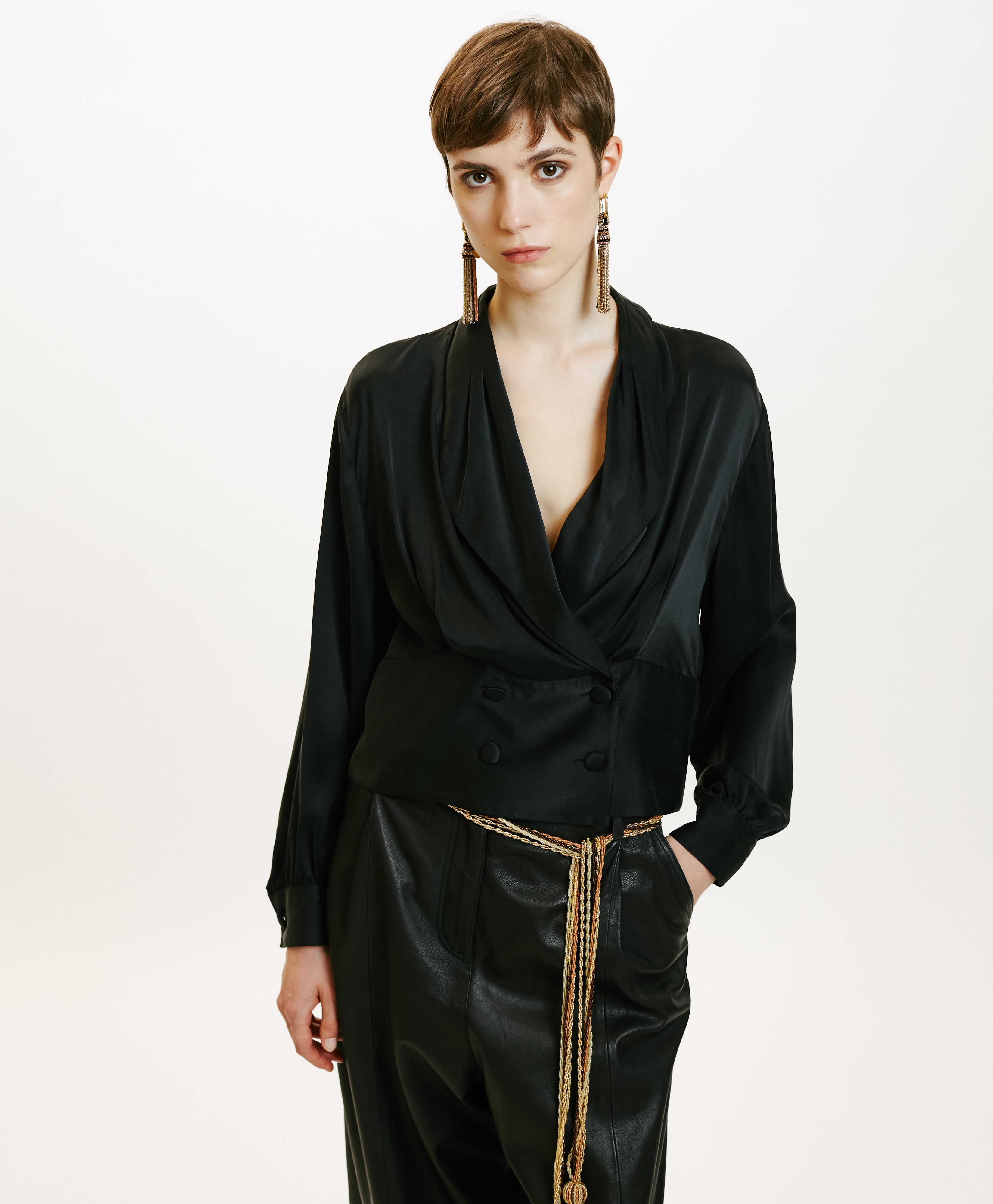 AYUMI SHIRT IN SOLID COLOUR SANDWASHED SILK - BLACK - Momonì